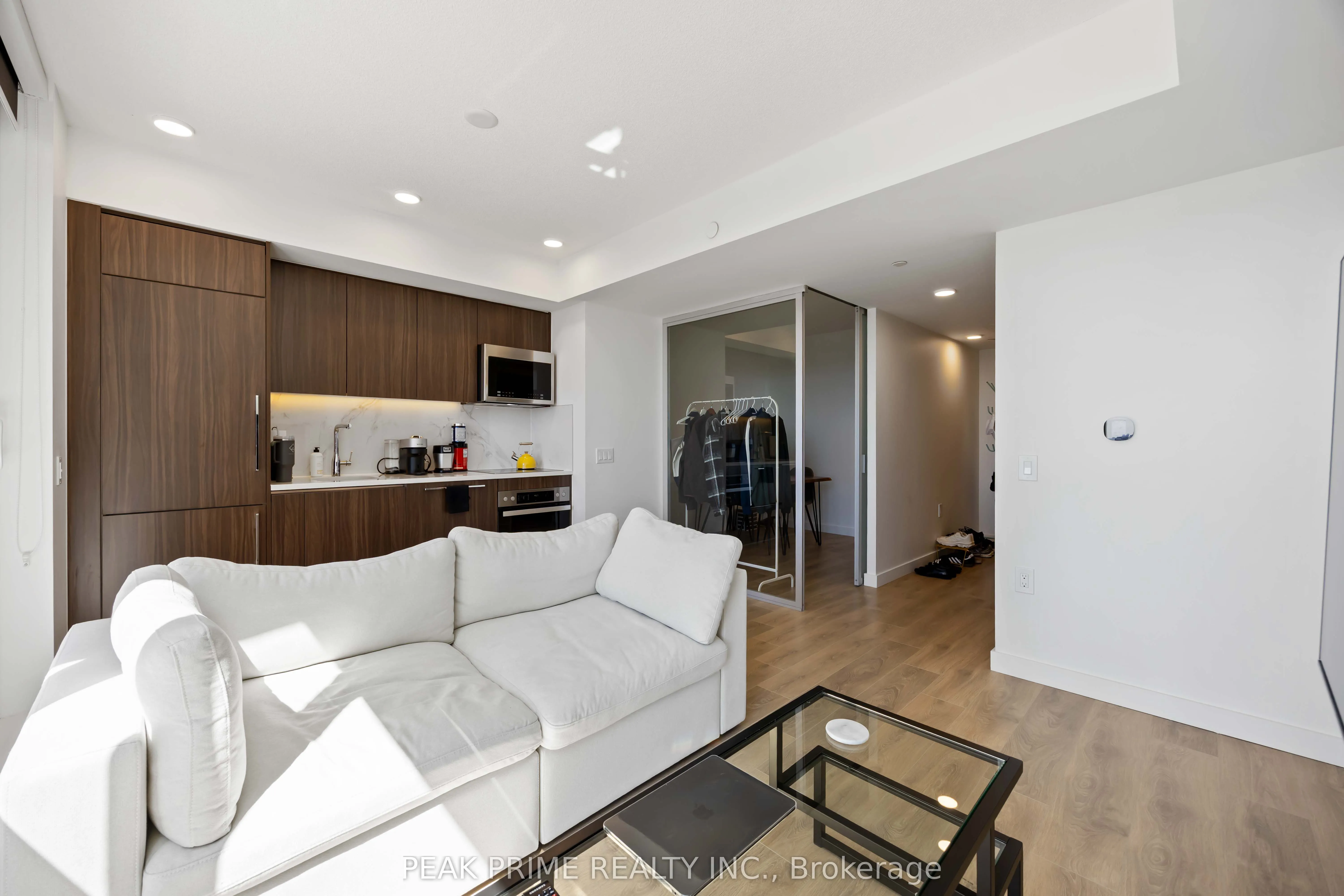 38 Widmer Street, #2610