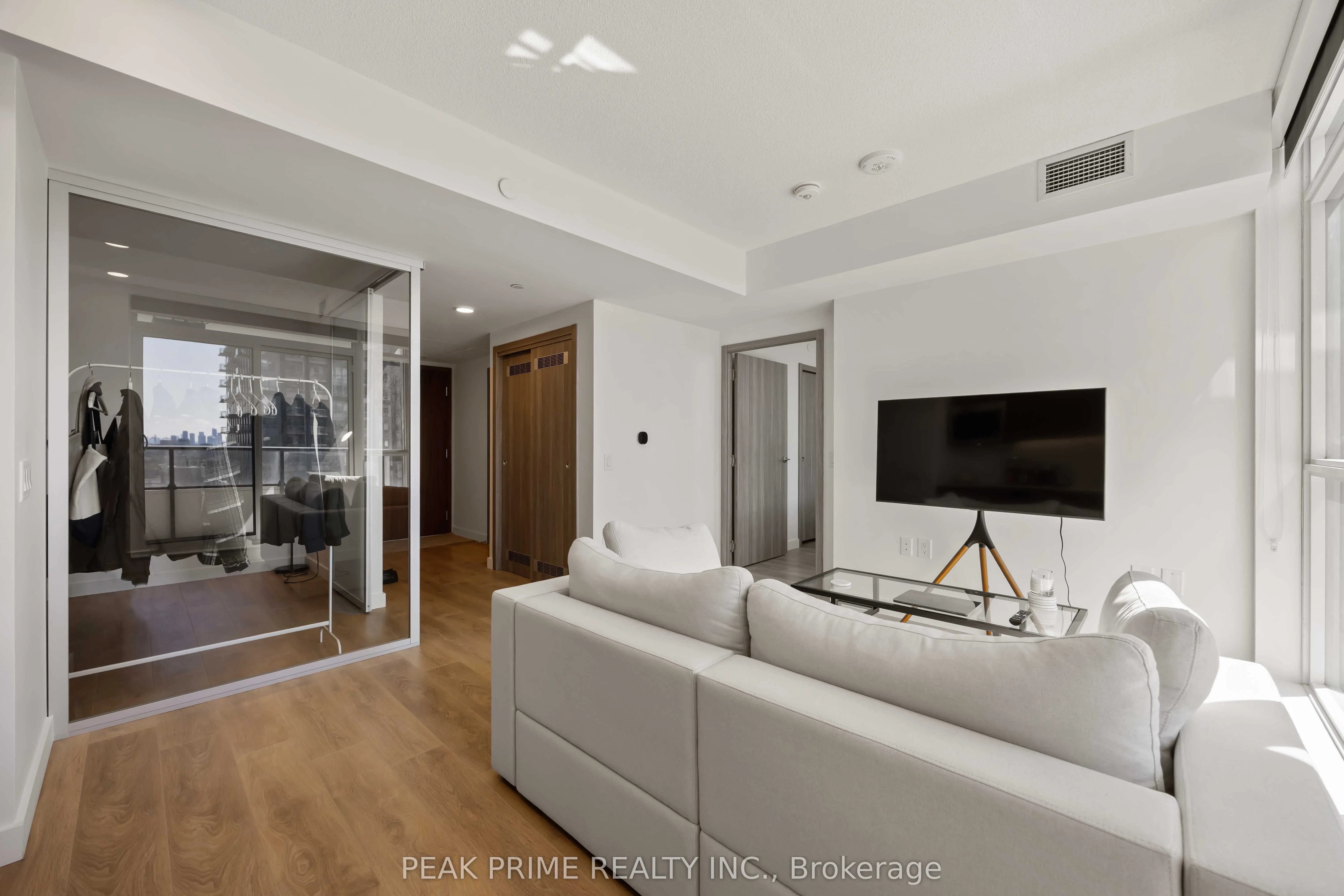 38 Widmer Street, #2610