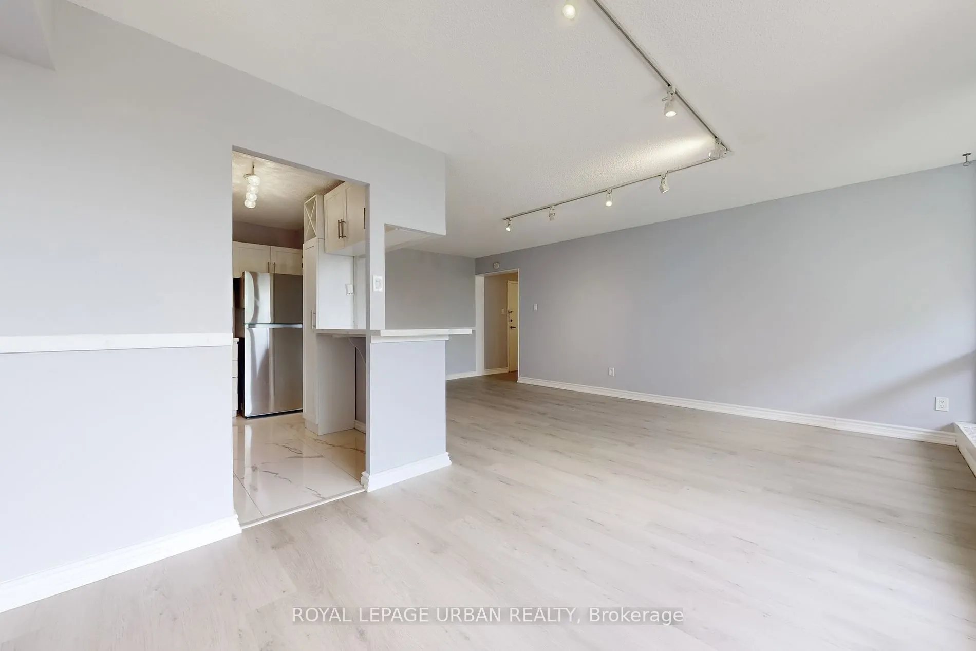 20 Sunrise Avenue, #102