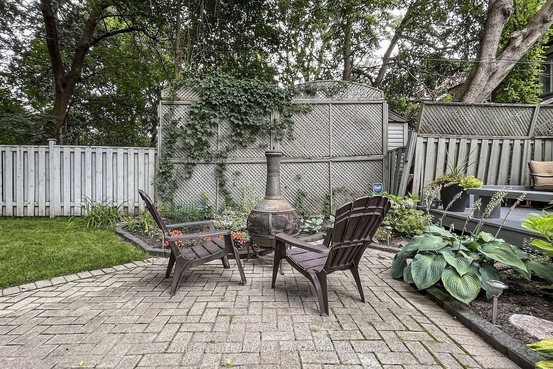 182 Duplex Avenue