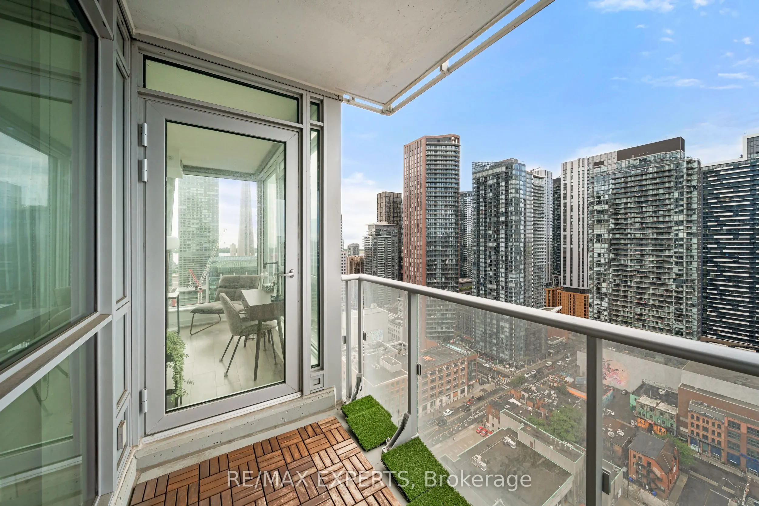 30 Nelson Street, #2807