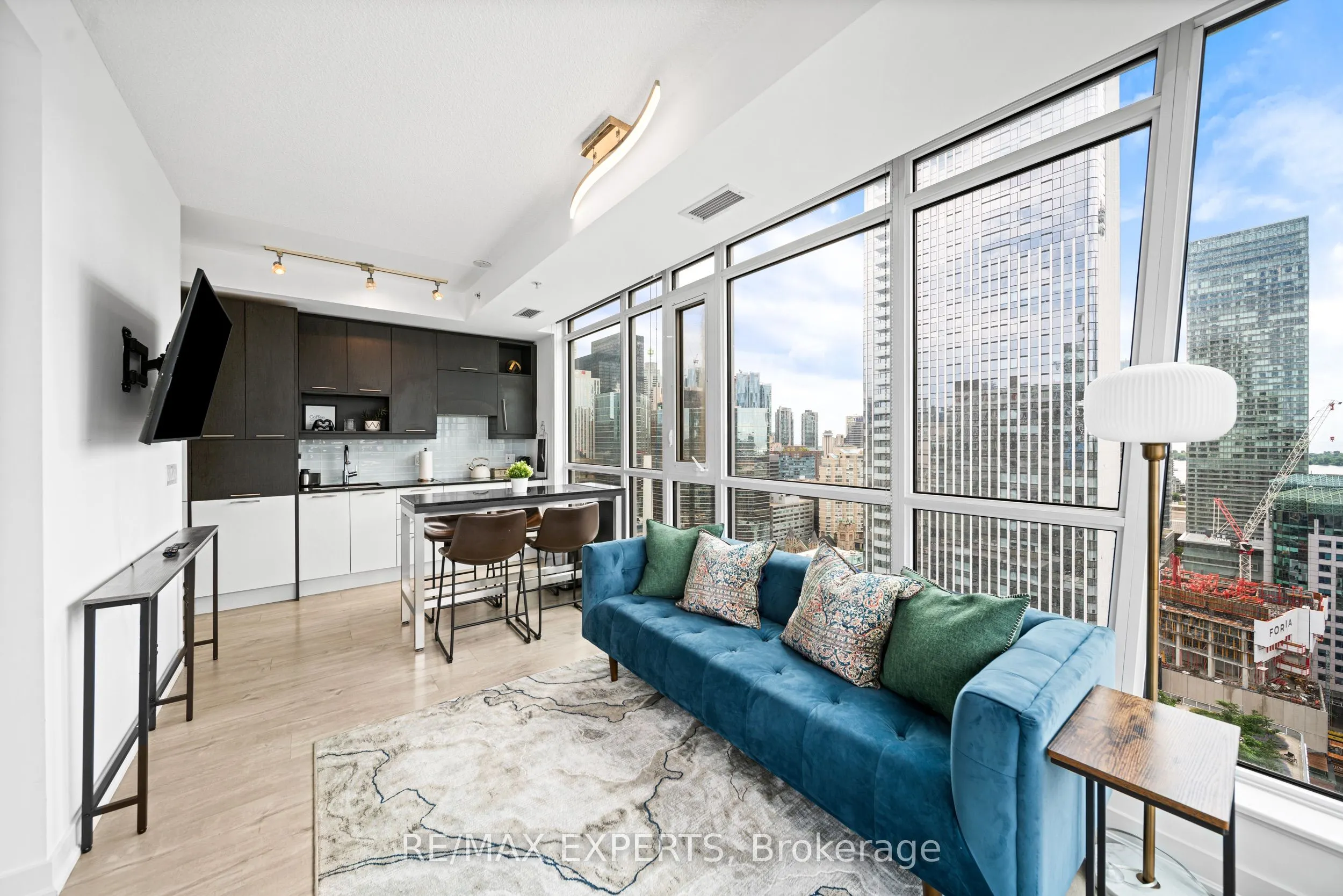 30 Nelson Street, #2807