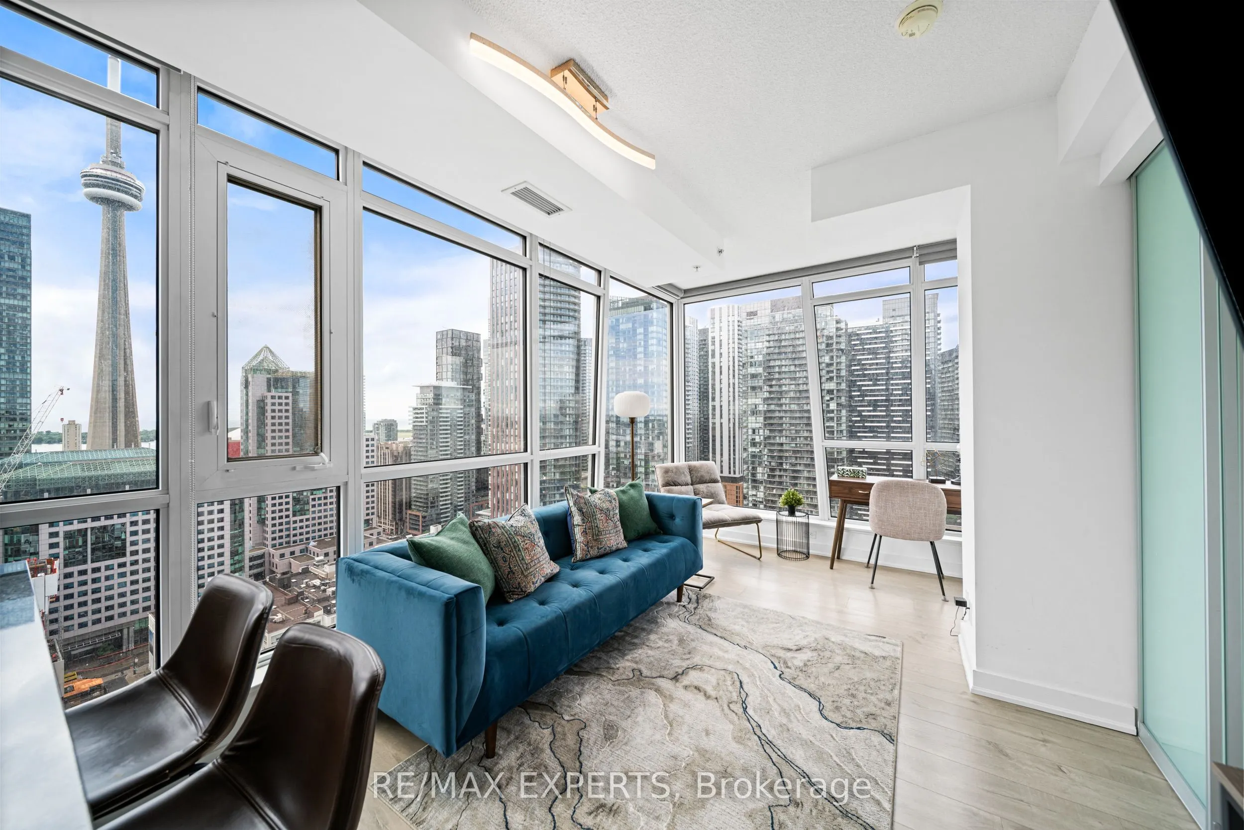 30 Nelson Street, #2807