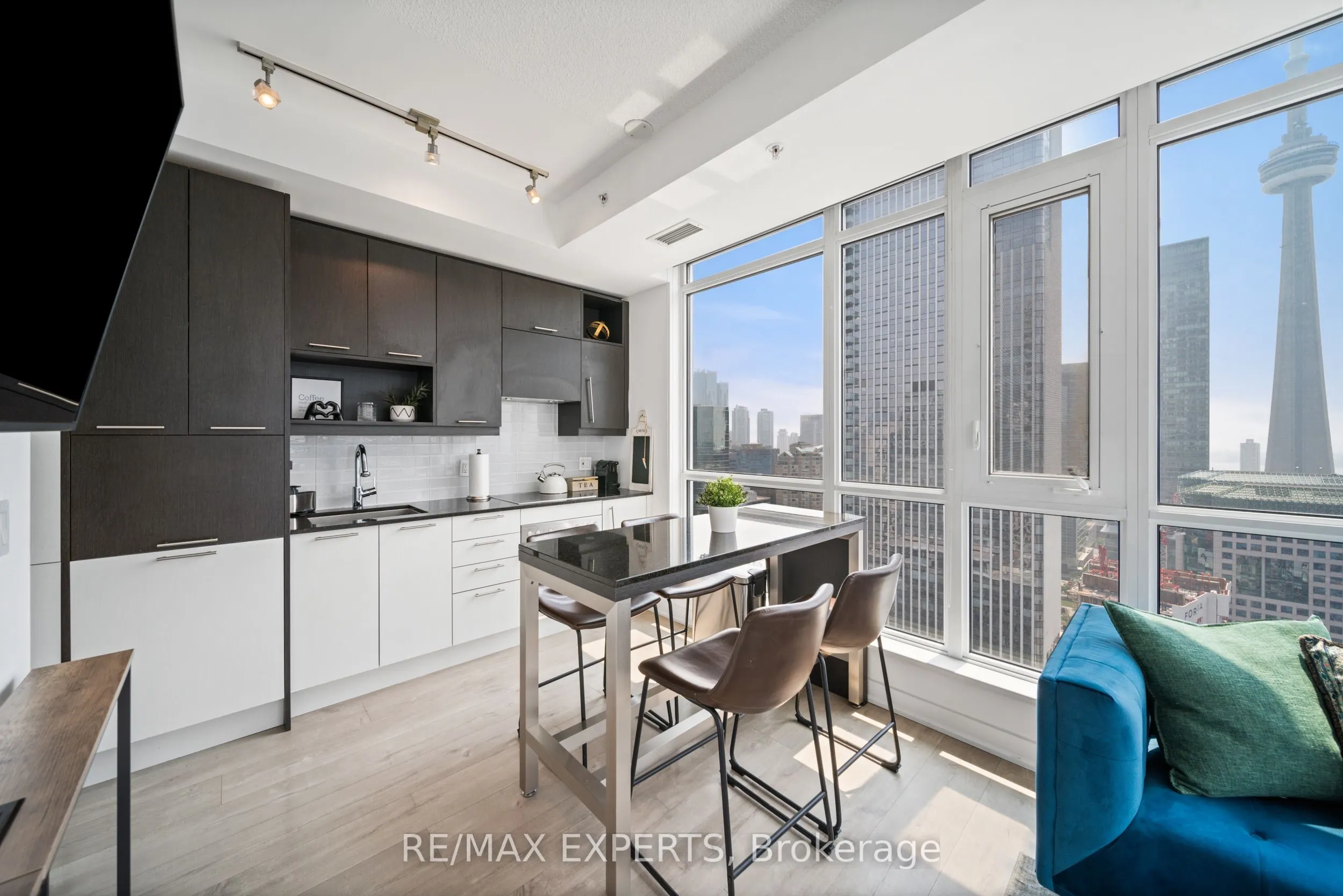30 Nelson Street, #2807