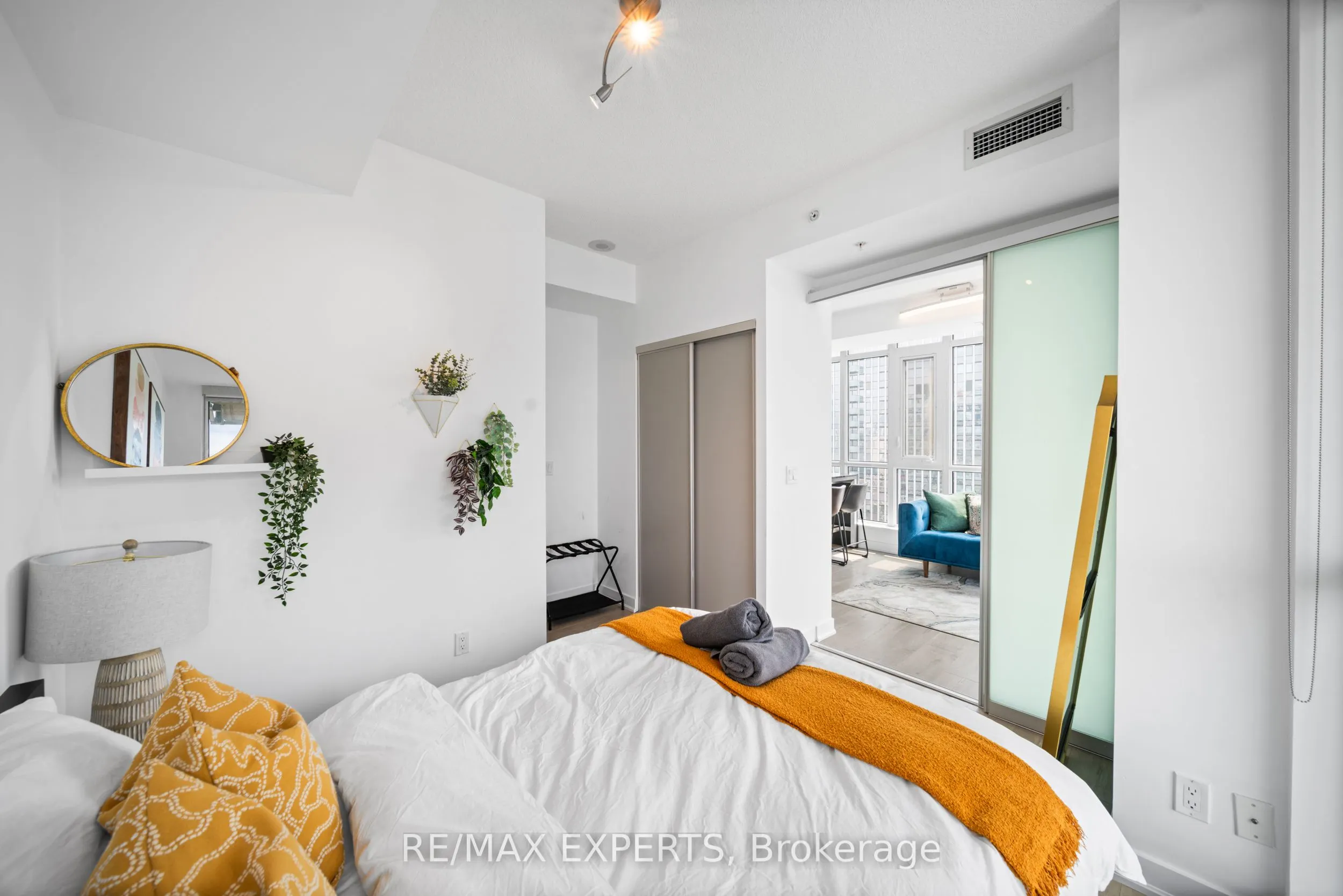 30 Nelson Street, #2807