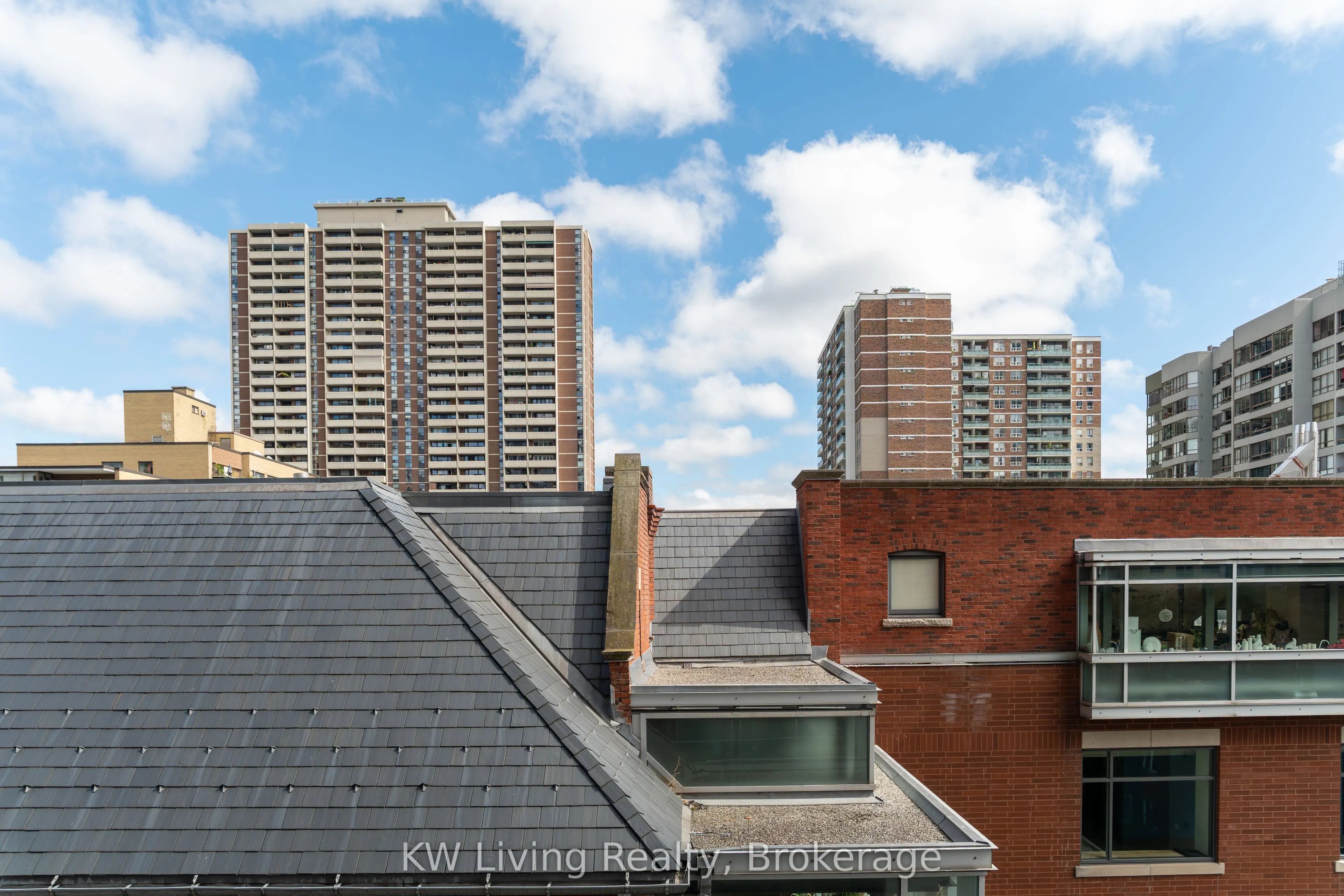 281 Mutual Street, #509