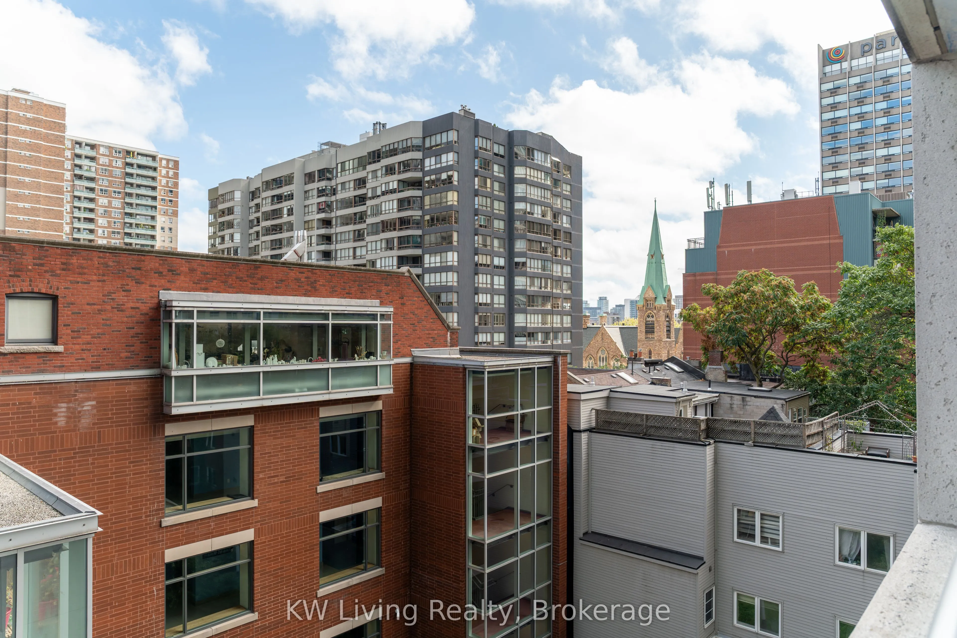 281 Mutual Street, #509
