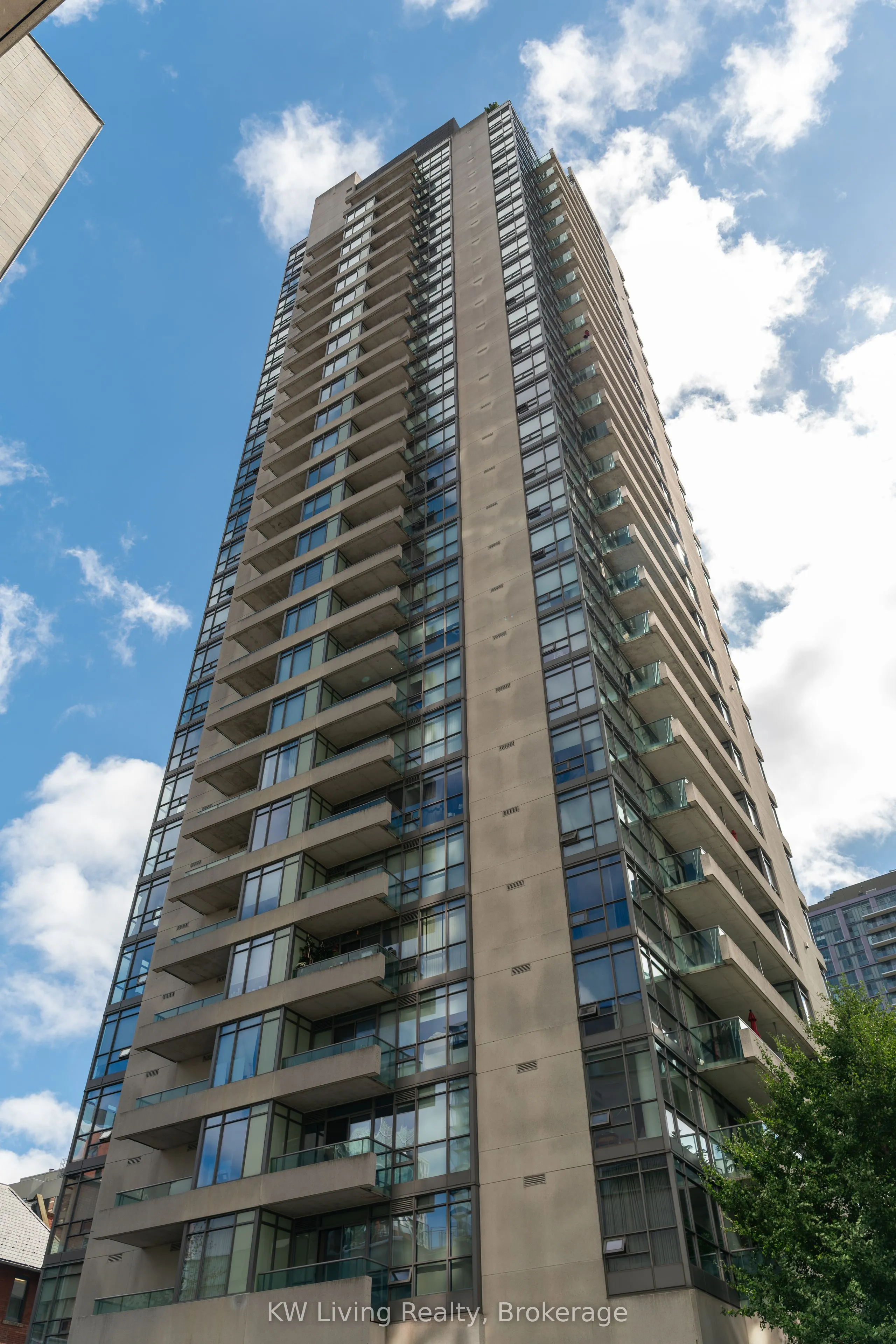 281 Mutual Street, #509