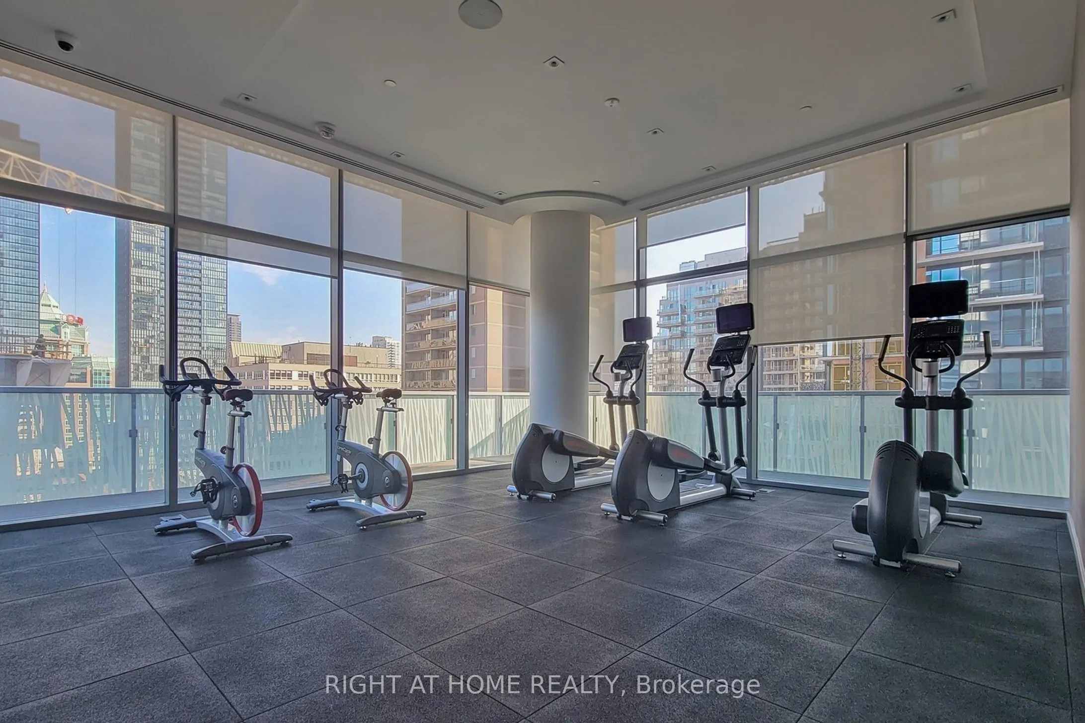 50 Charles Street E, #401