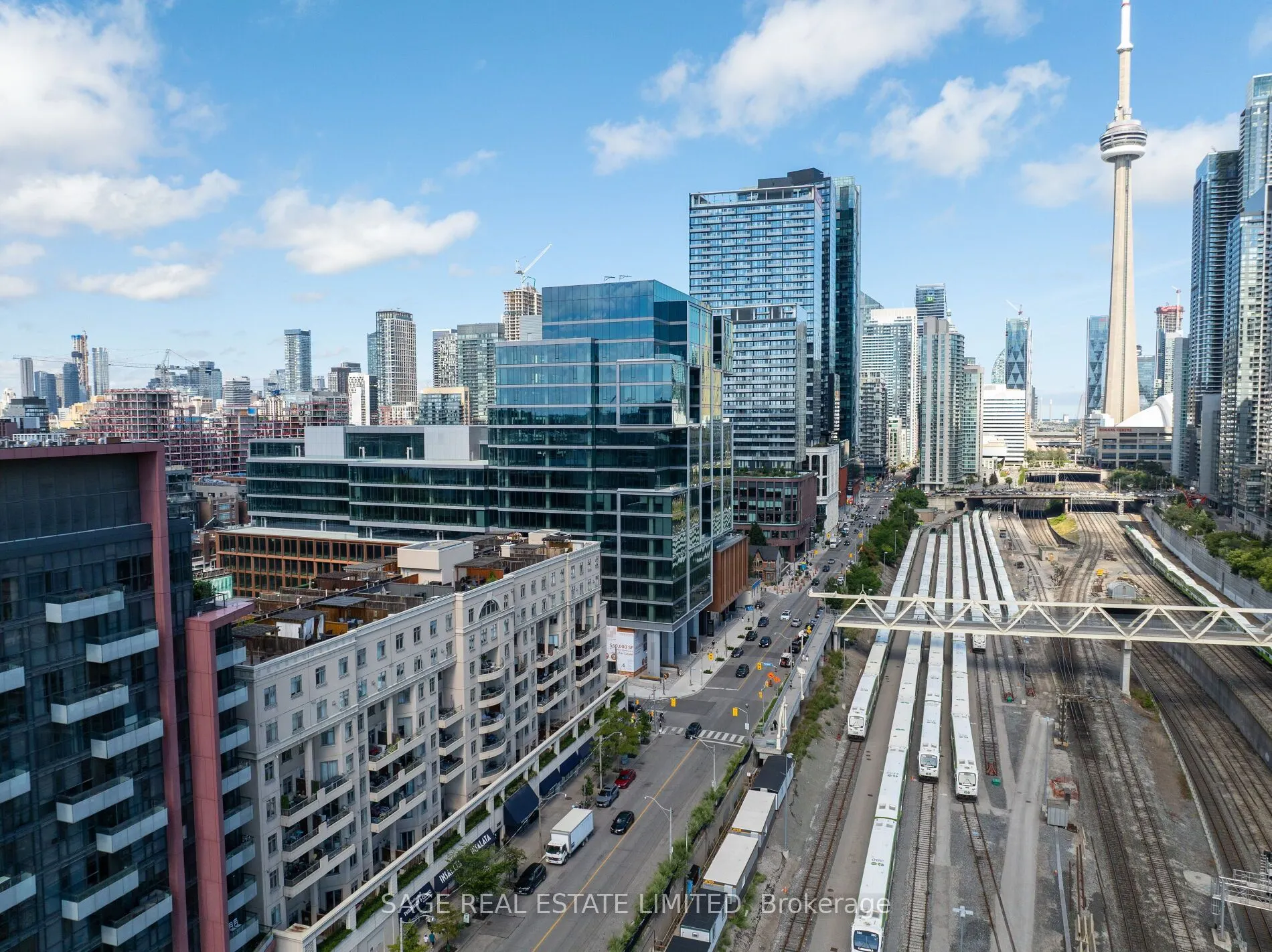 550 Front Street W, #615