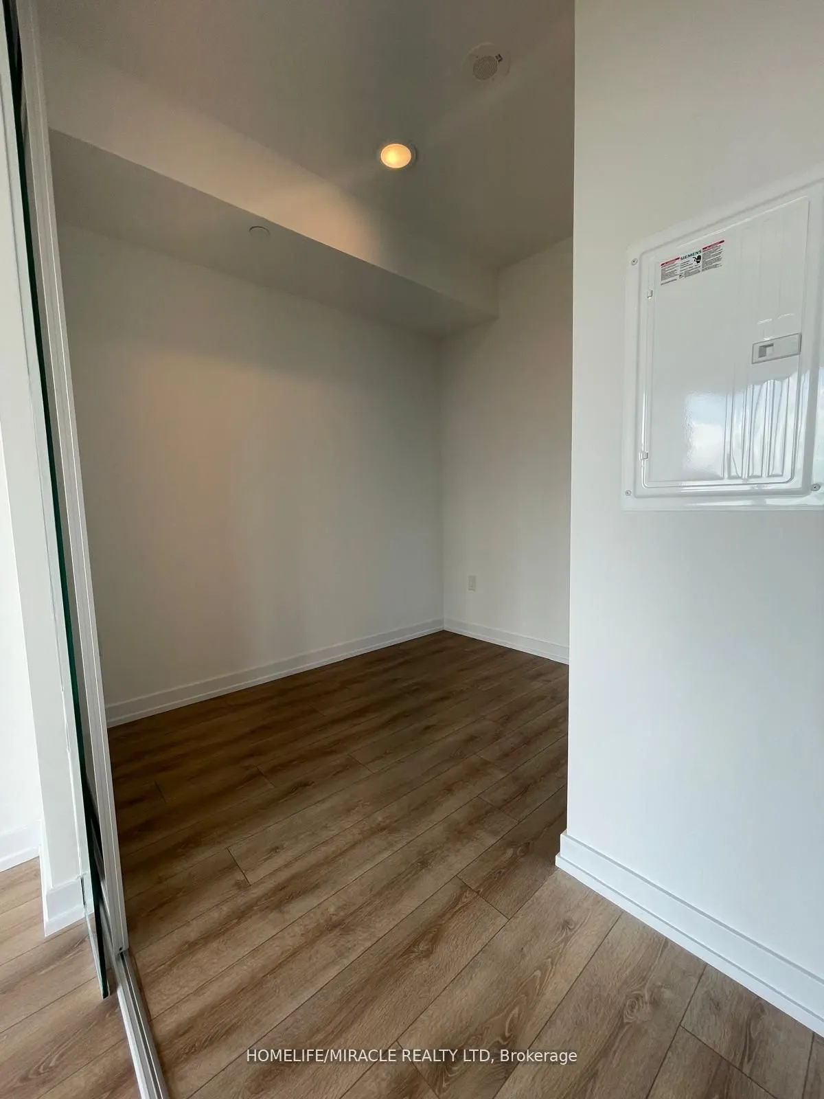 500 Dupont Street, #505