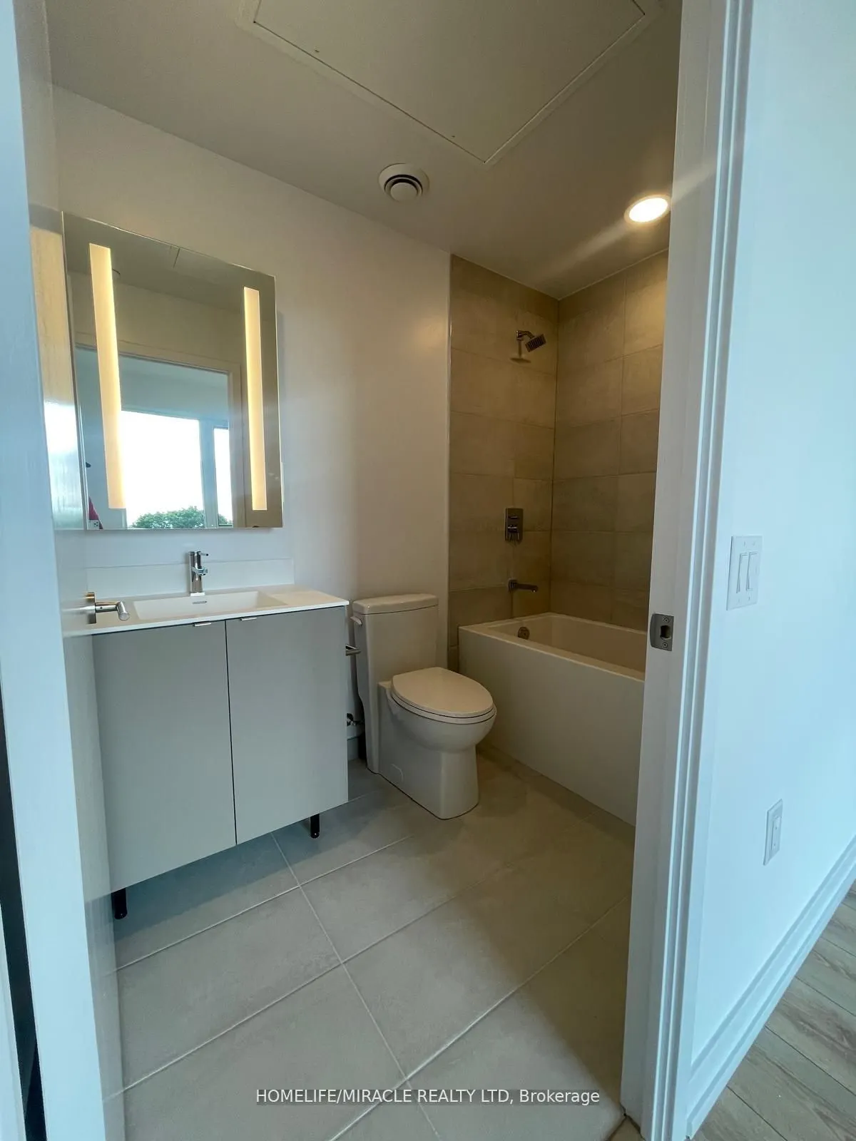 500 Dupont Street, #505