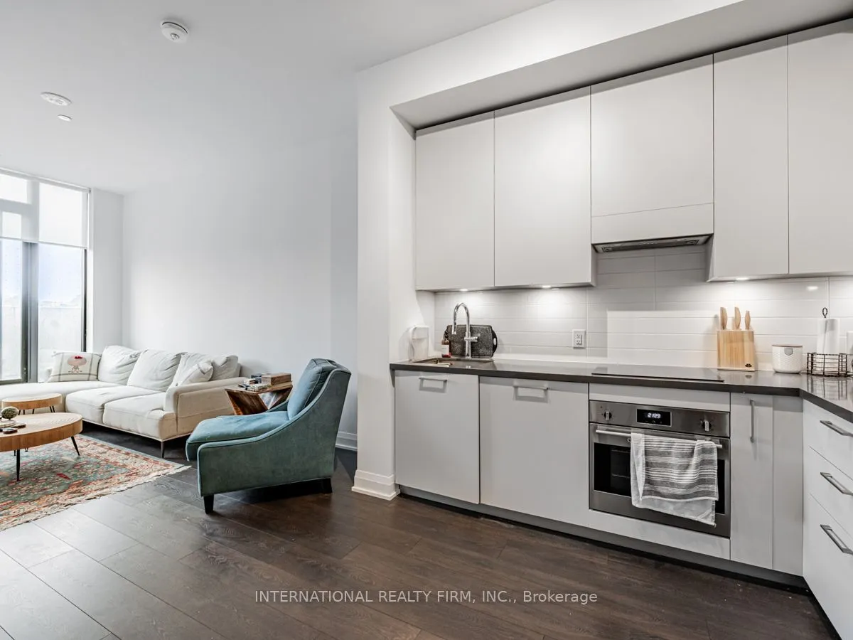 33 Frederick Todd Way W, #210