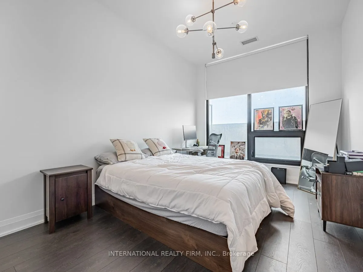 33 Frederick Todd Way W, #210