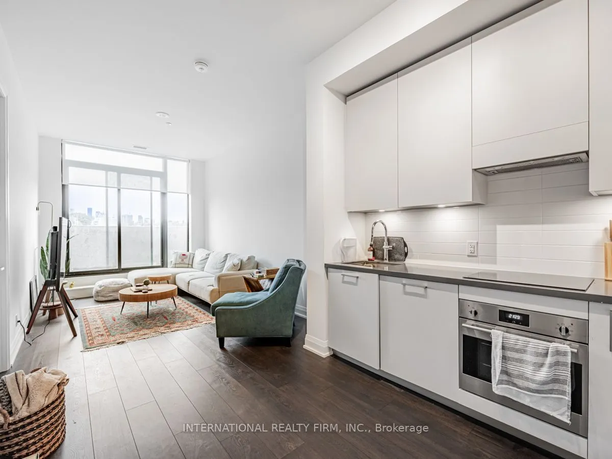 33 Frederick Todd Way W, #210