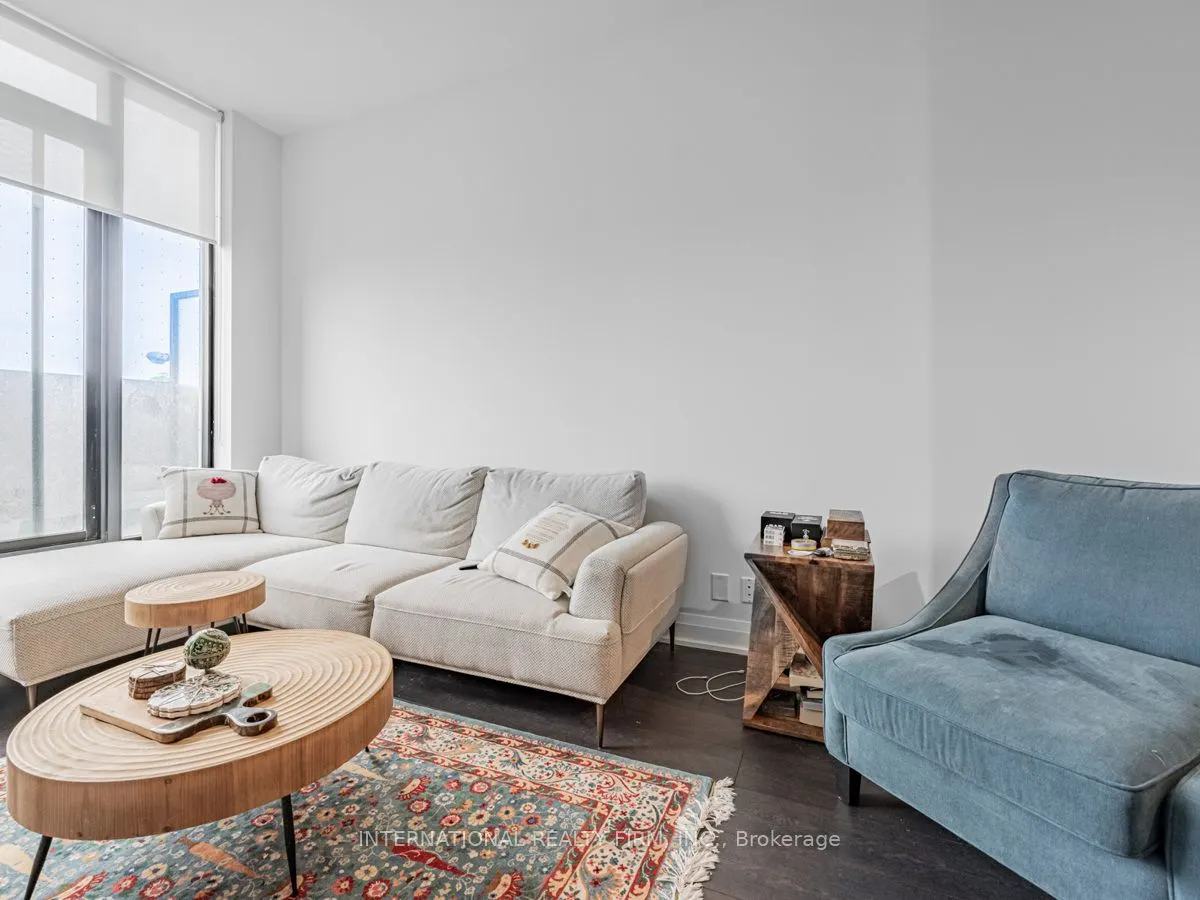 33 Frederick Todd Way W, #210