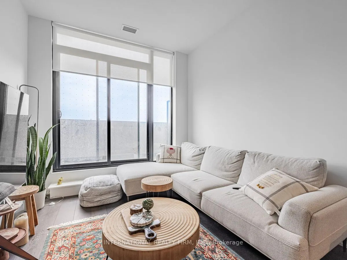33 Frederick Todd Way W, #210
