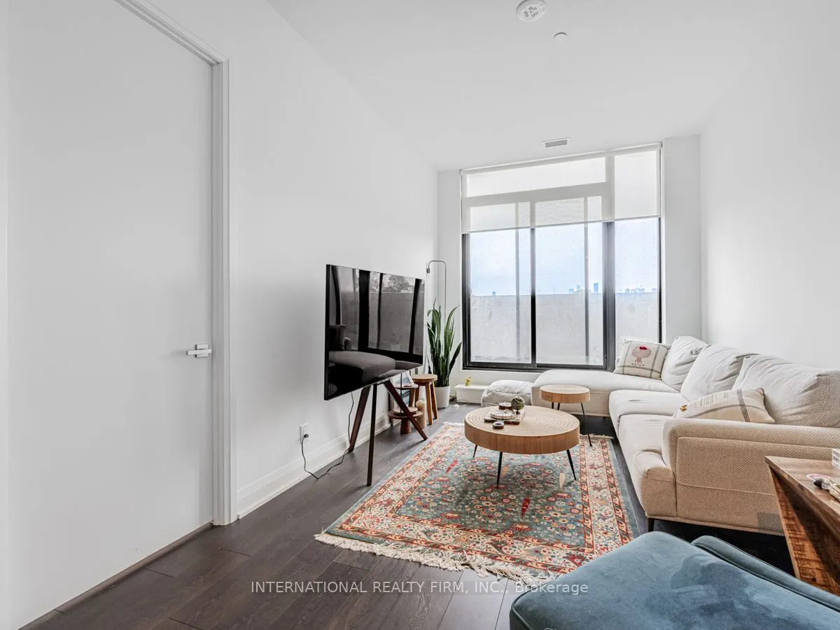 33 Frederick Todd Way W, #210