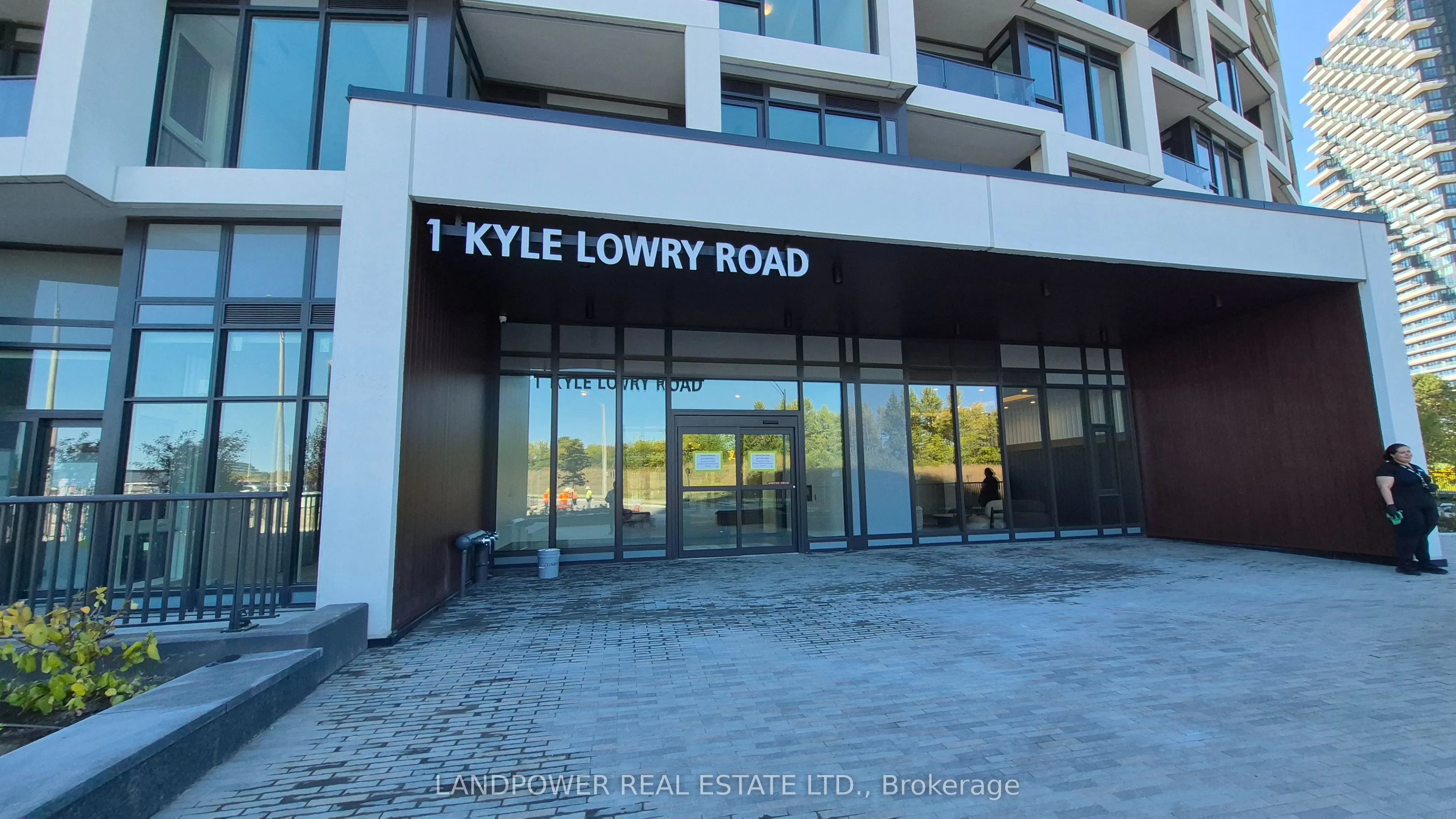 1 Kyle Lowry Road, #212