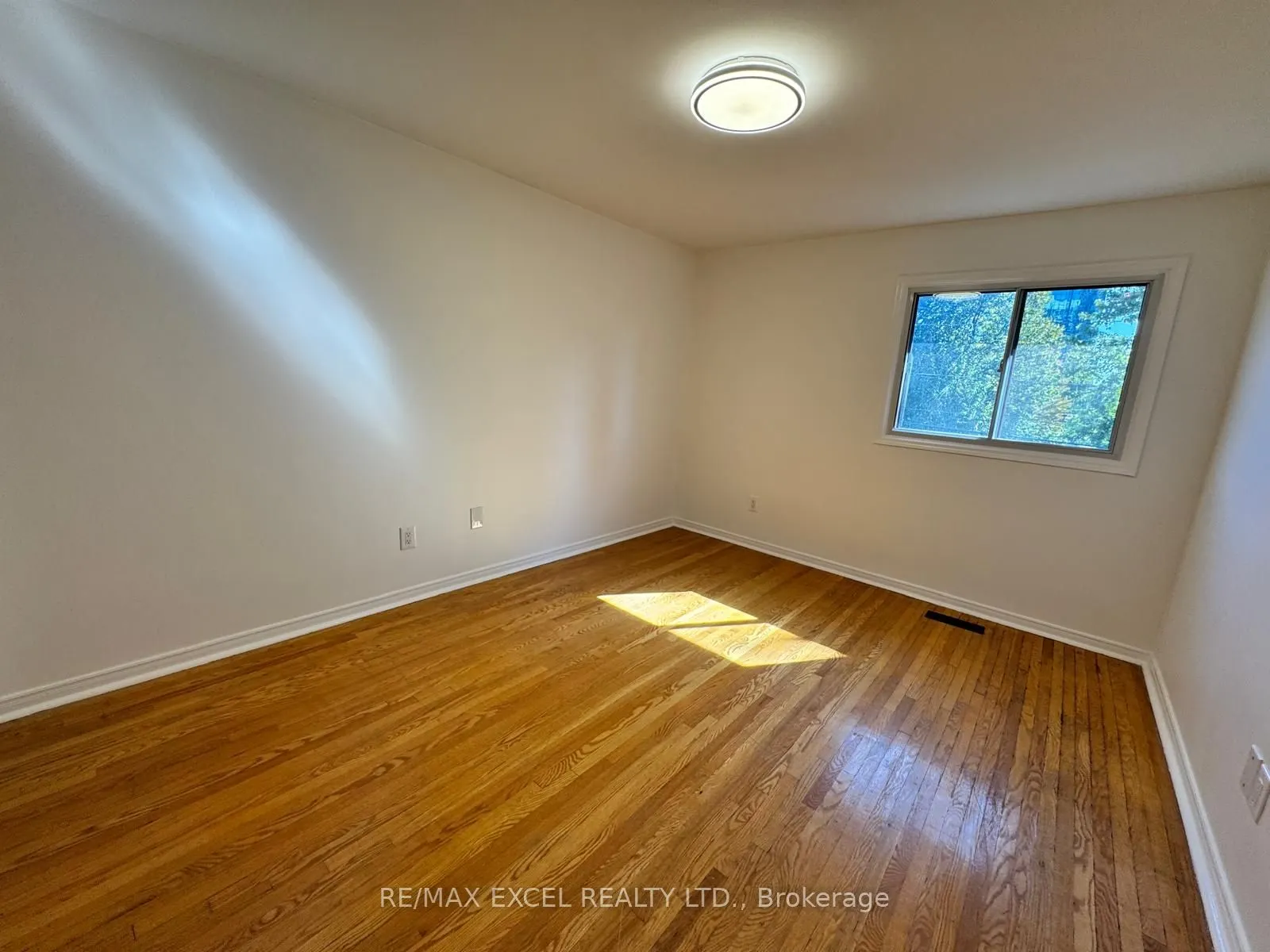 53 Hickorynut Drive, #Upper (Unit A)