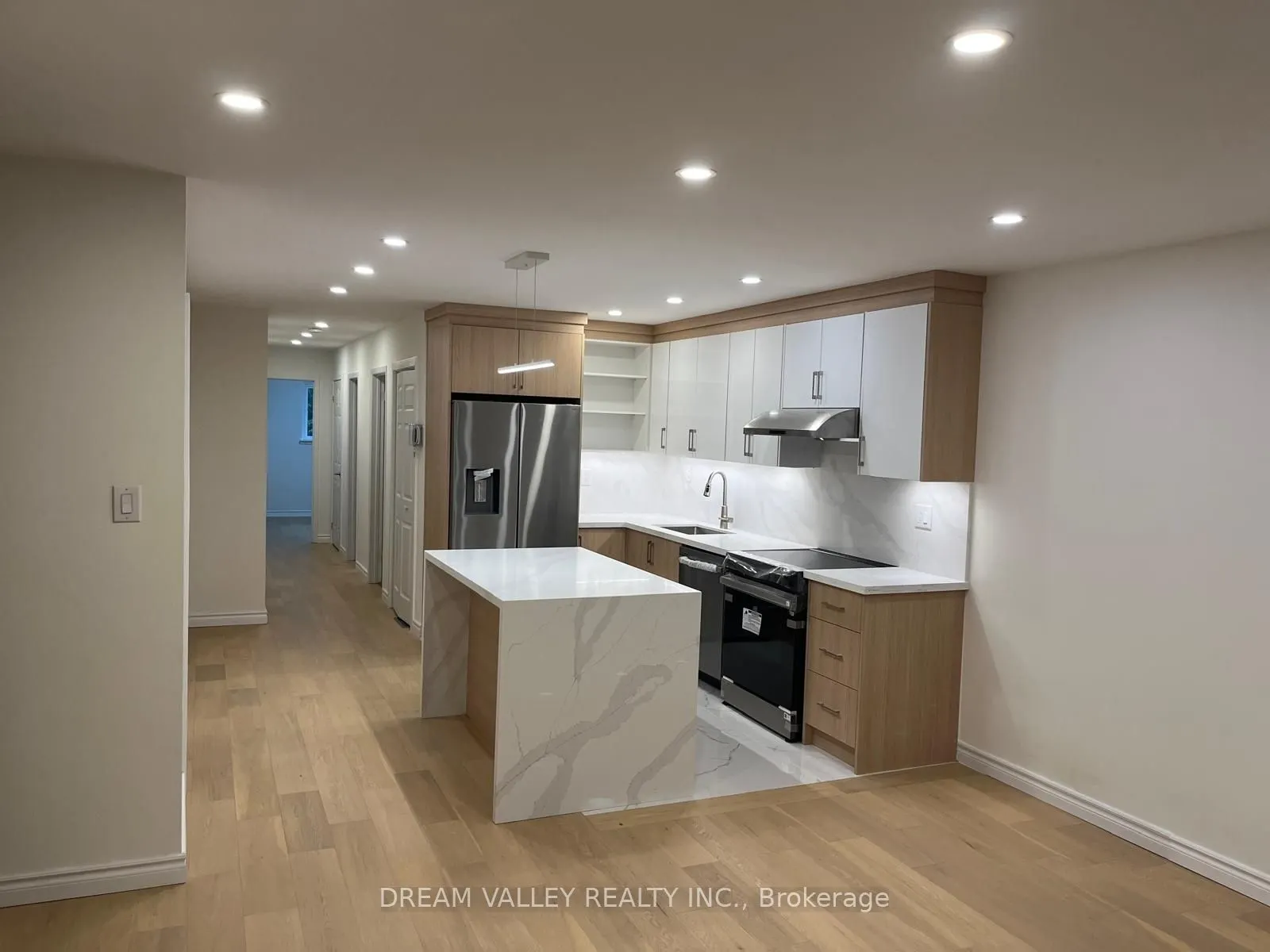 185 Apache Trail, #Upper