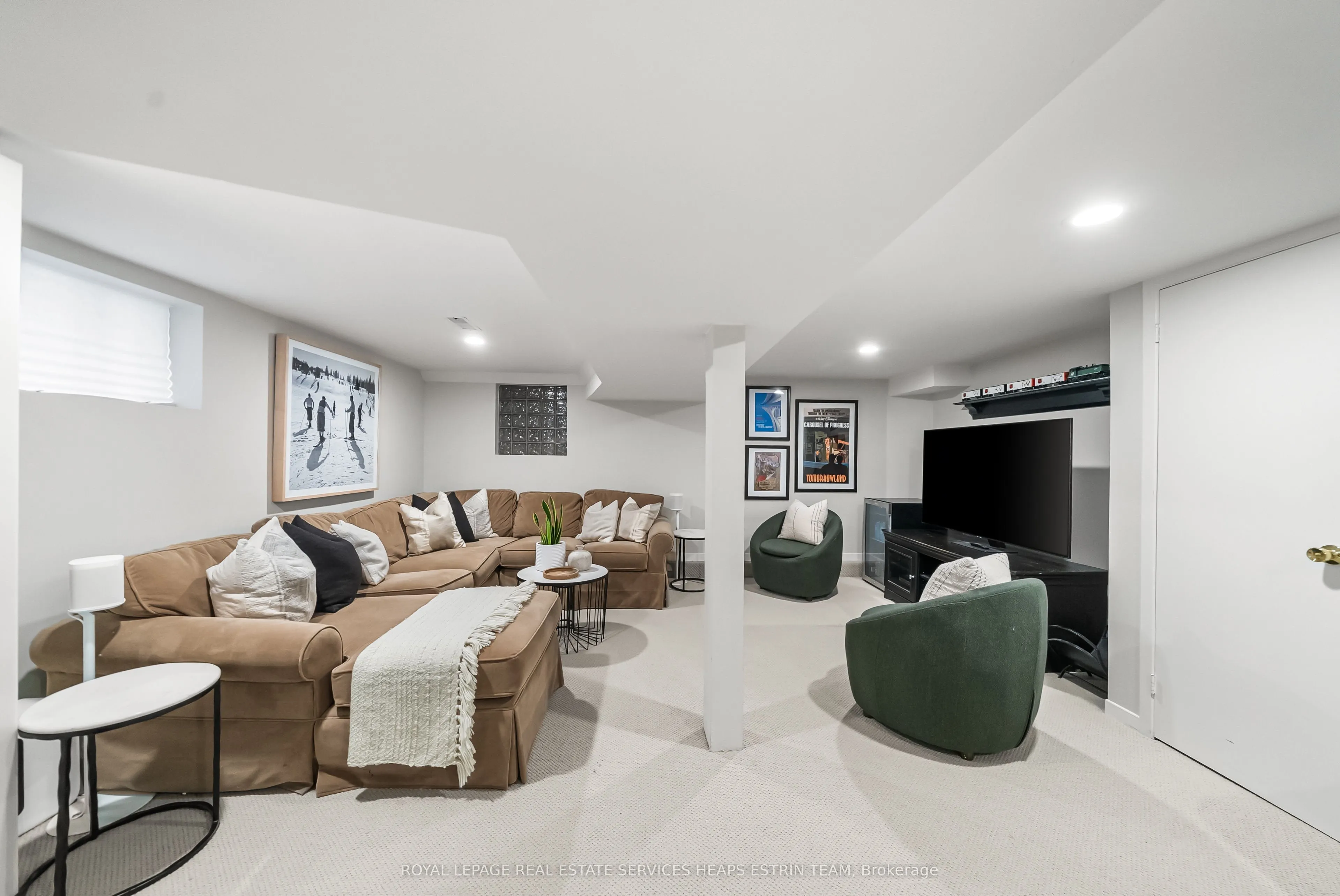 457 Hillsdale Avenue E