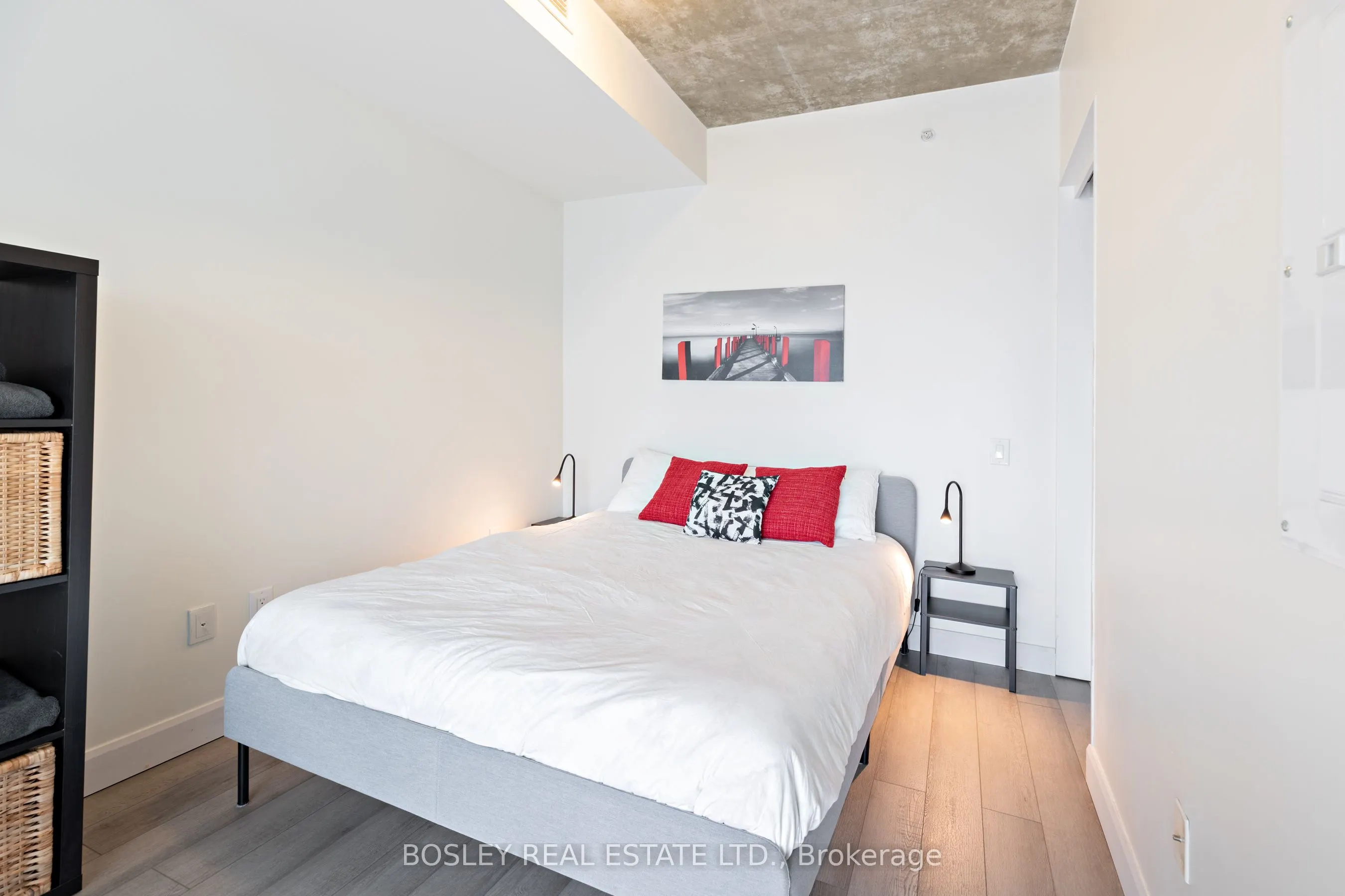 629 King Street W, #816