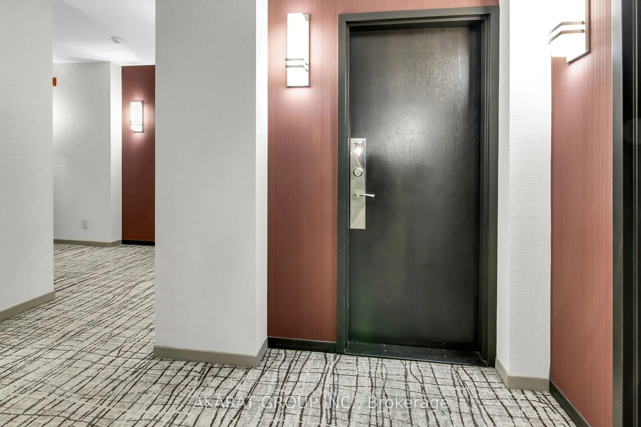 1901 Yonge Street, #703