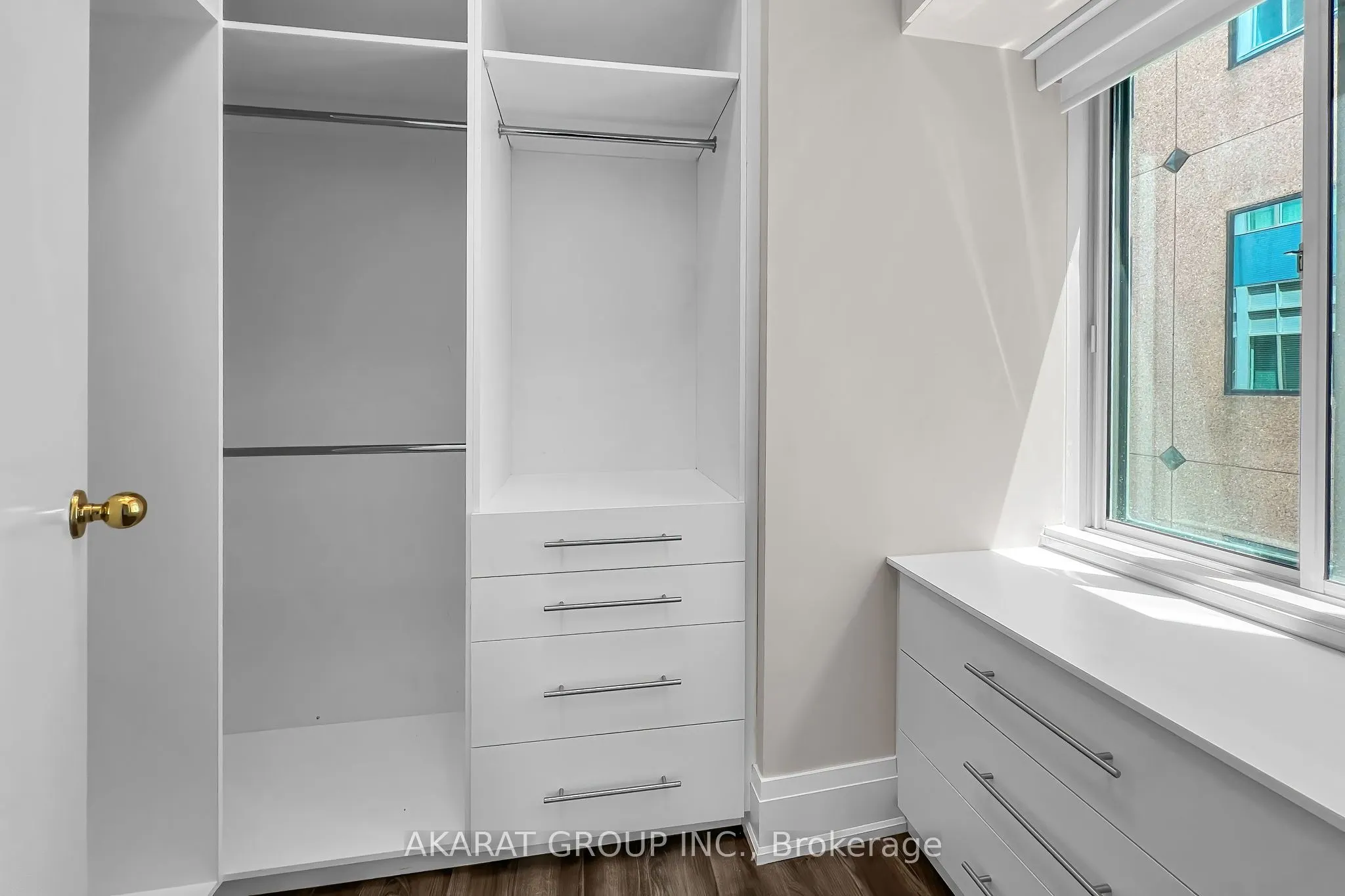 1901 Yonge Street, #703