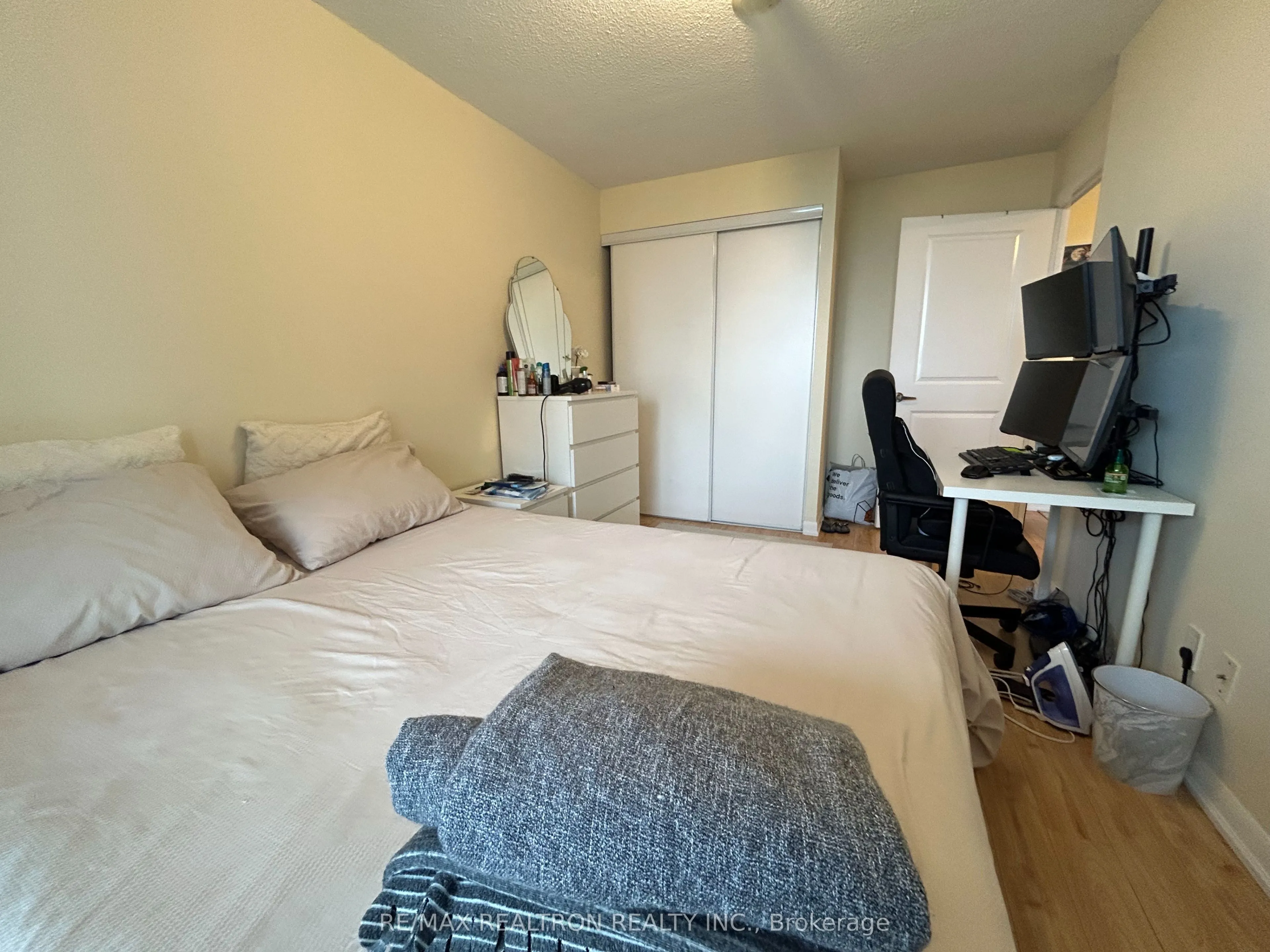 5791 Yonge Street, #908