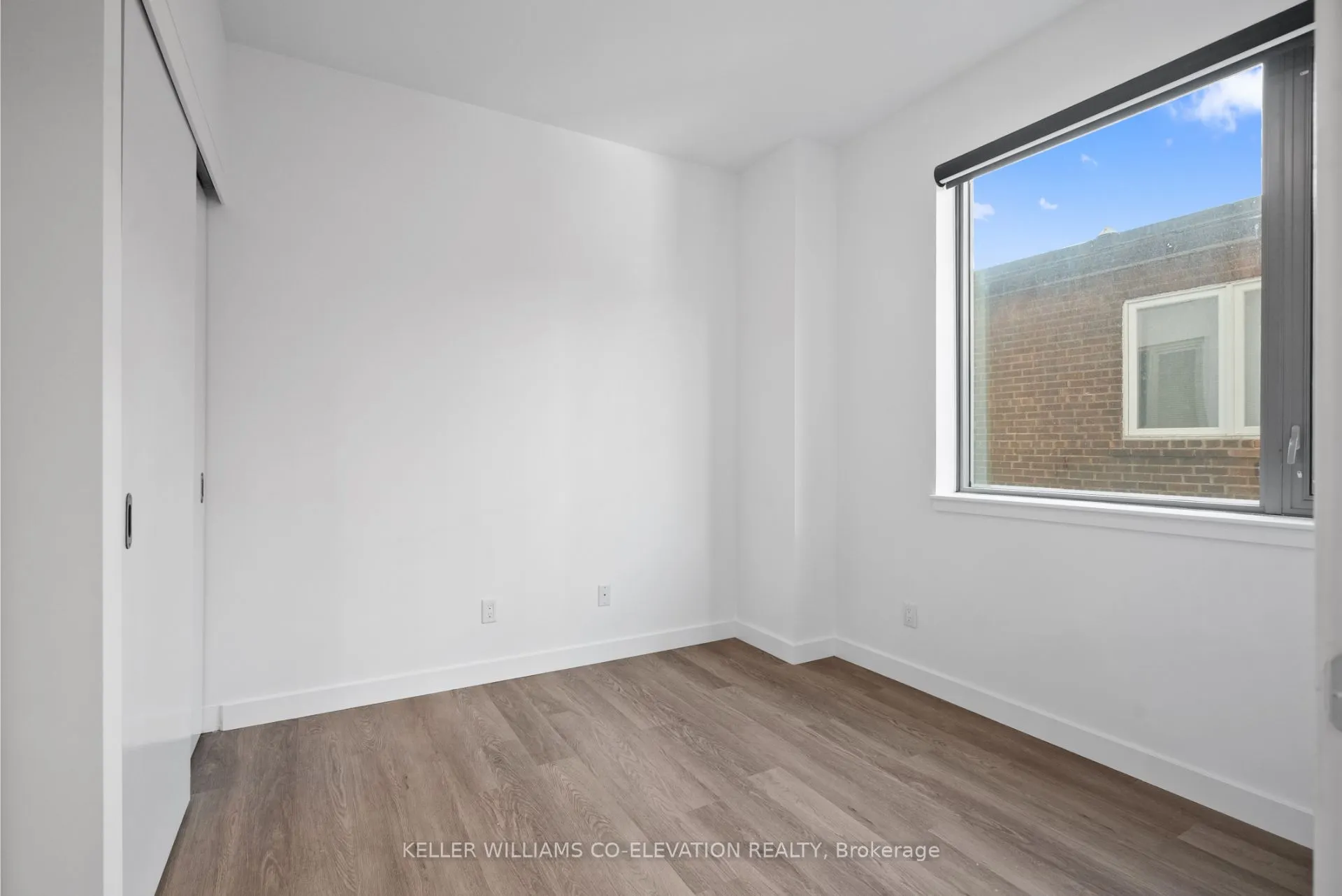 109 Vaughan Road, #206