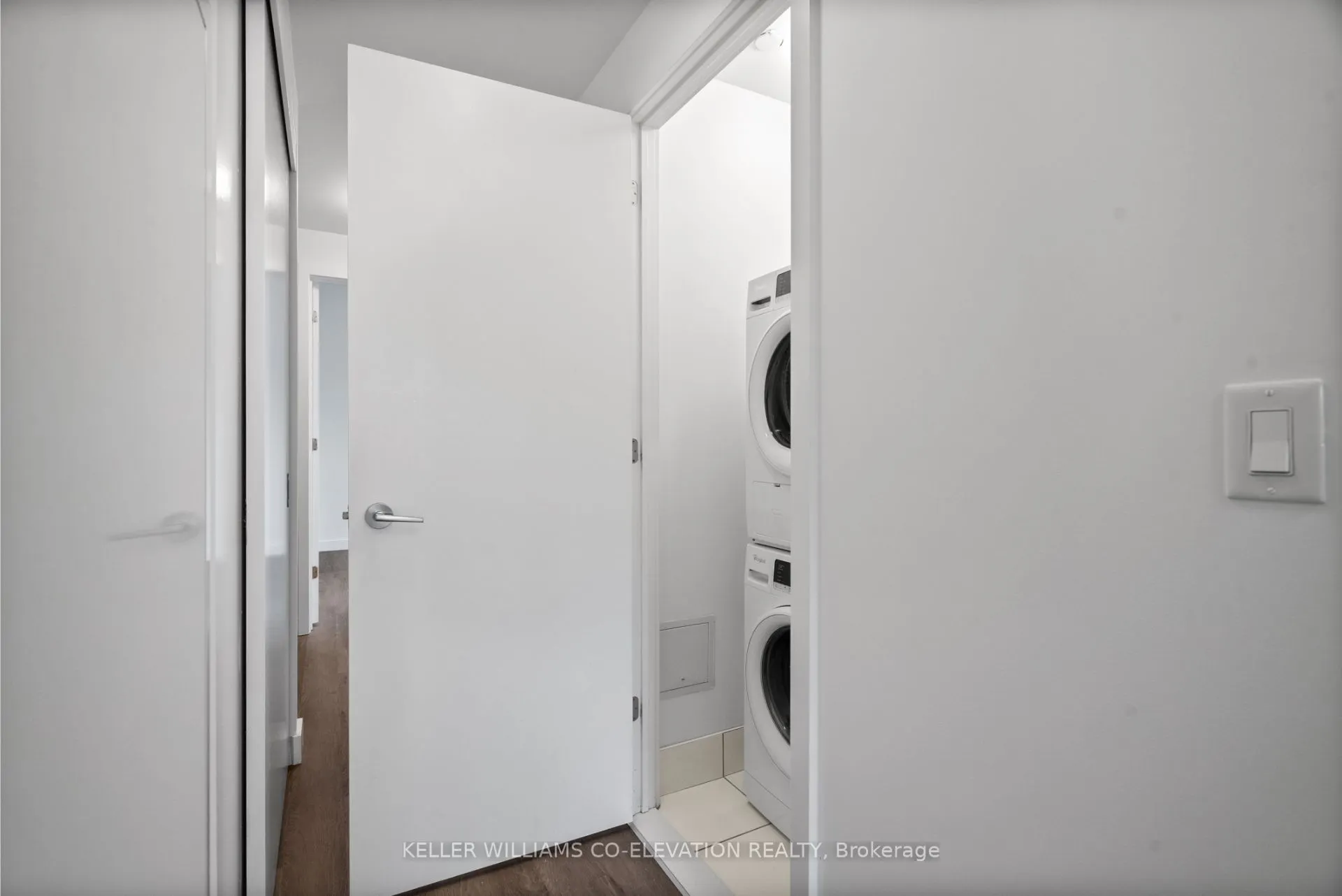 109 Vaughan Road, #206