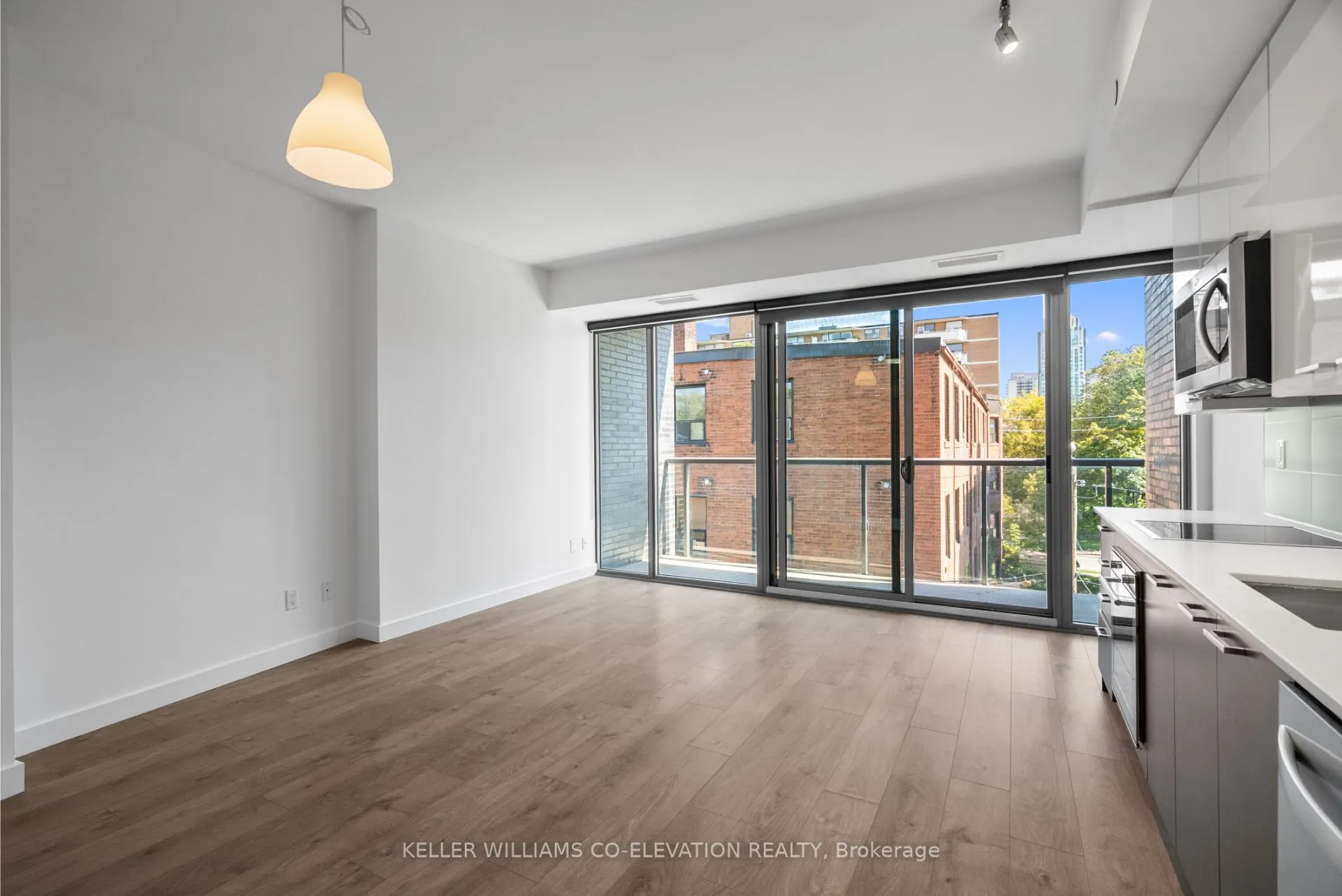 109 Vaughan Road, #306
