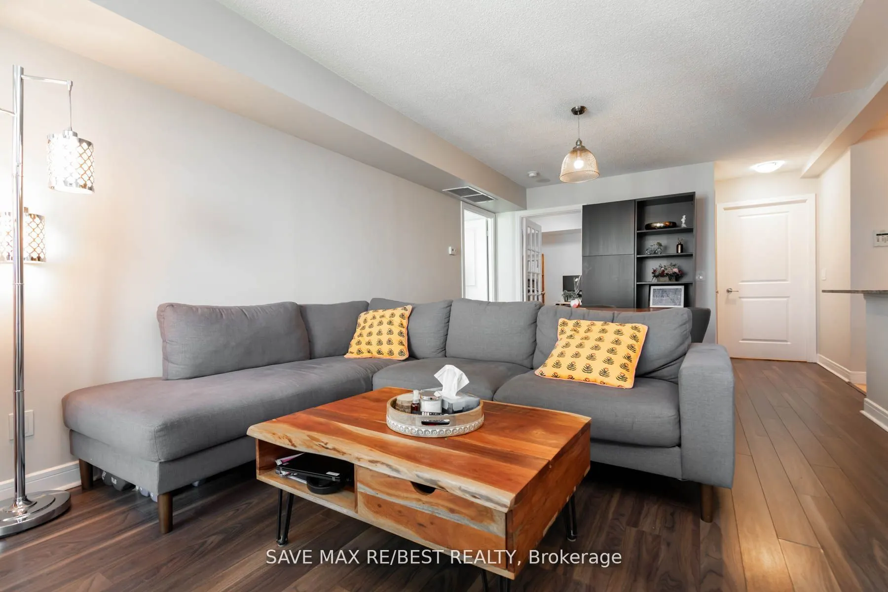 35 Bales Avenue, #1116