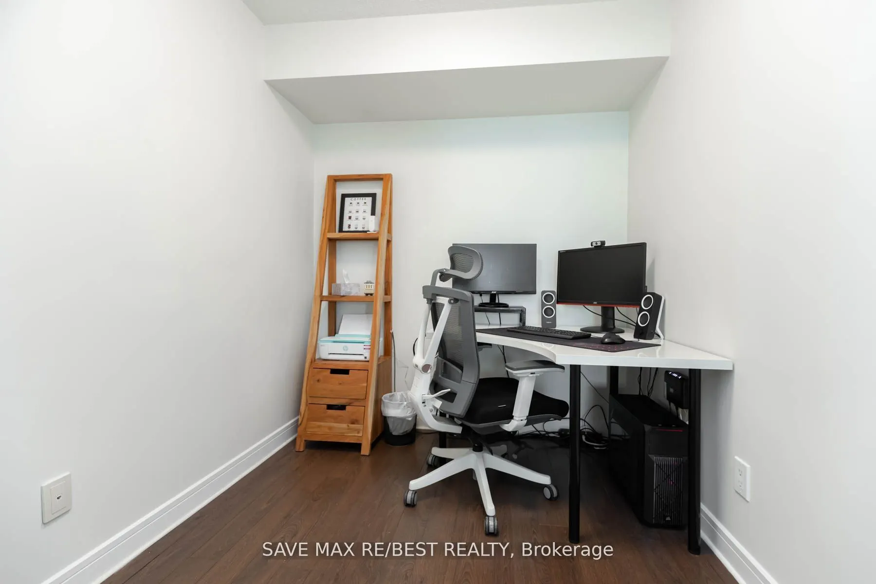 35 Bales Avenue, #1116