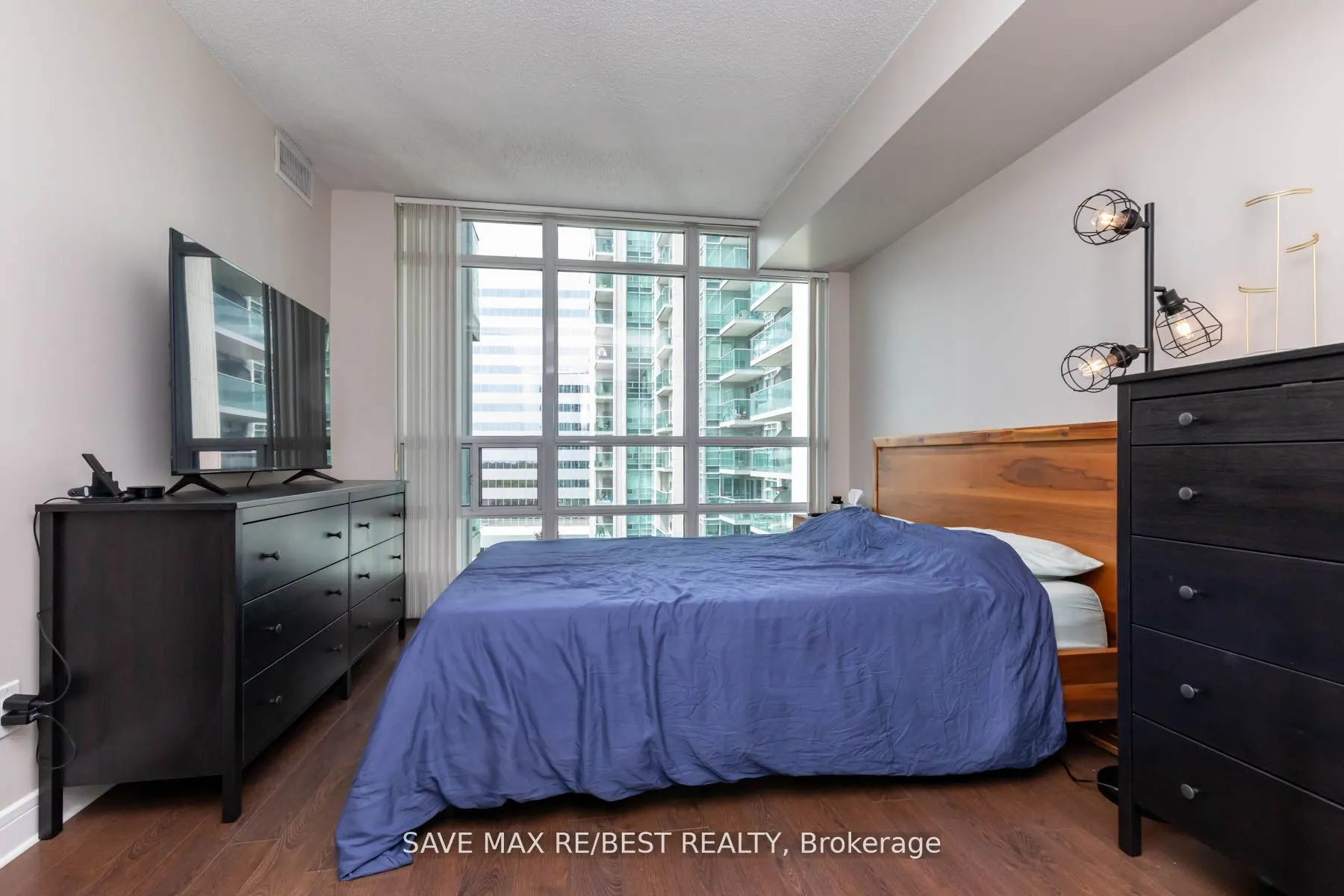 35 Bales Avenue, #1116