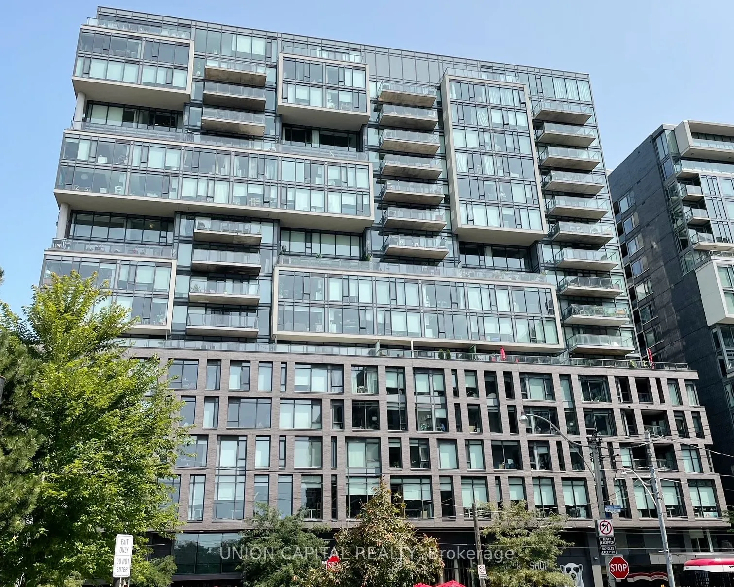 111 Bathurst Street, #1414