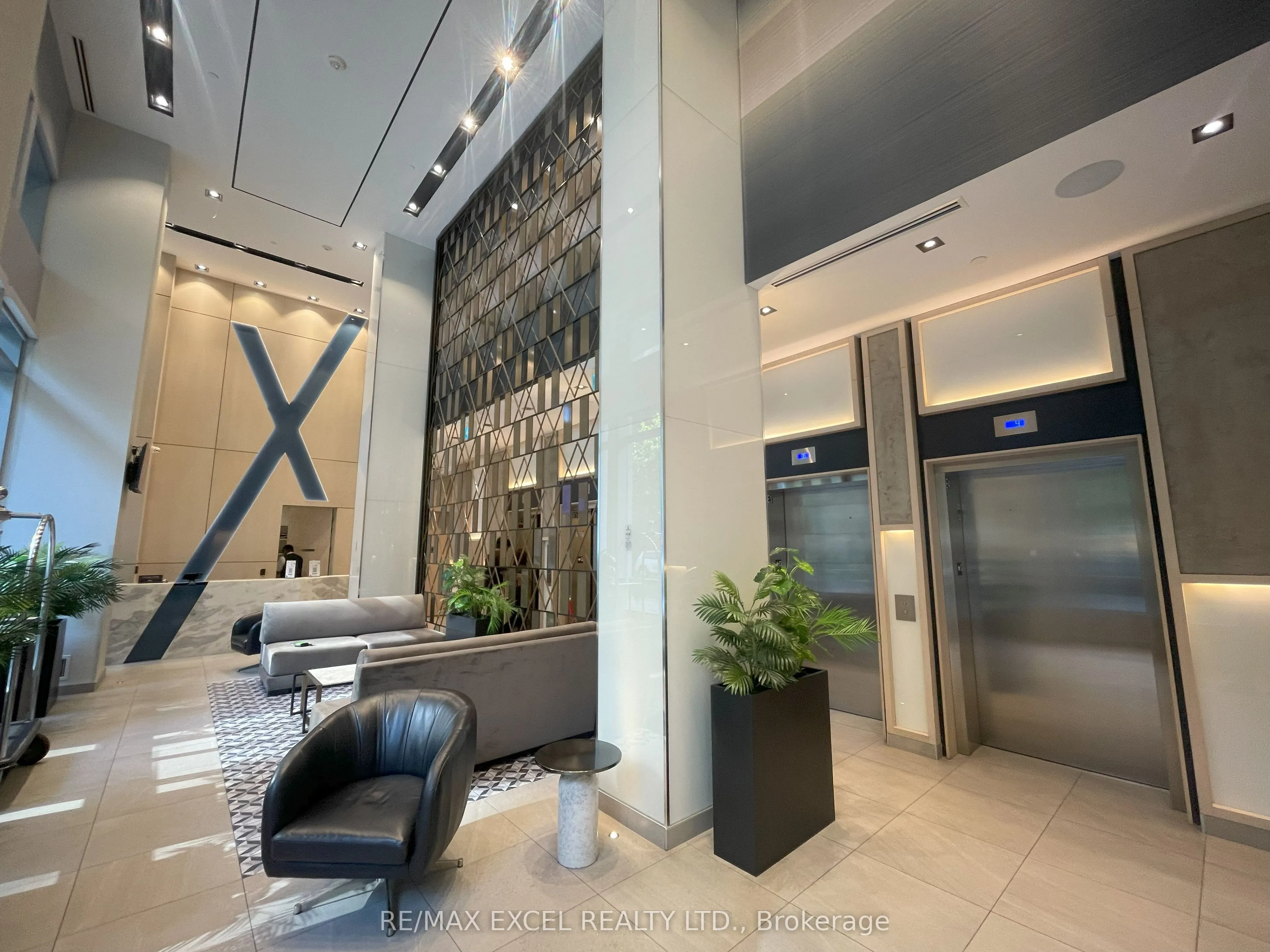 77 Mutual Street, #3502