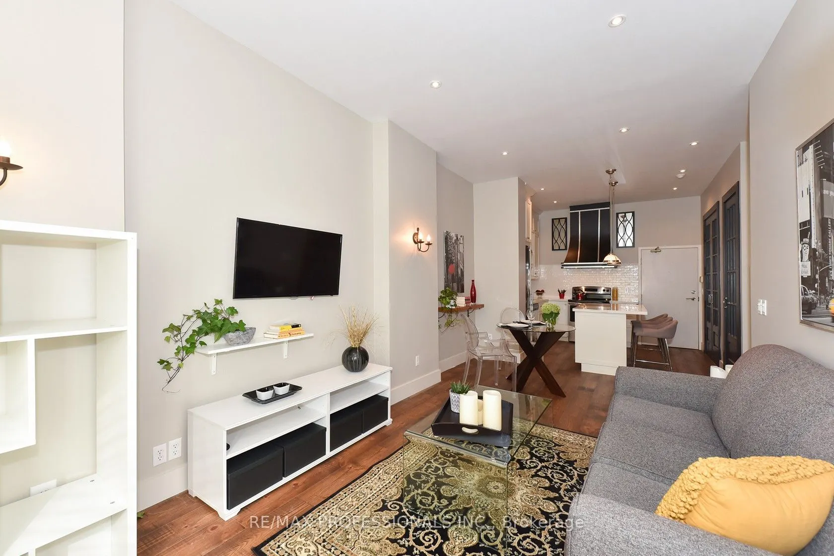 30 Hayden Street, #101