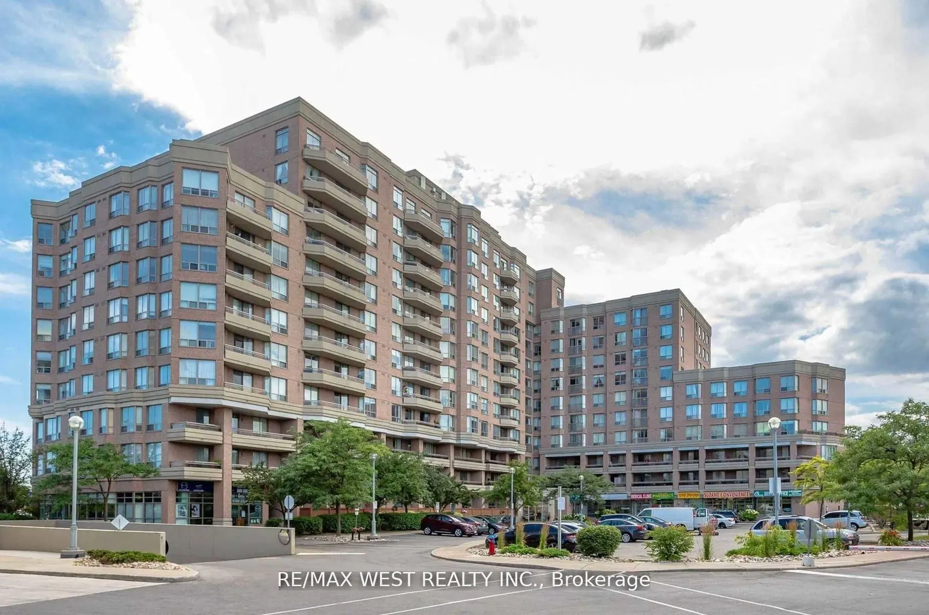 1700 Eglinton Avenue E, #PH7