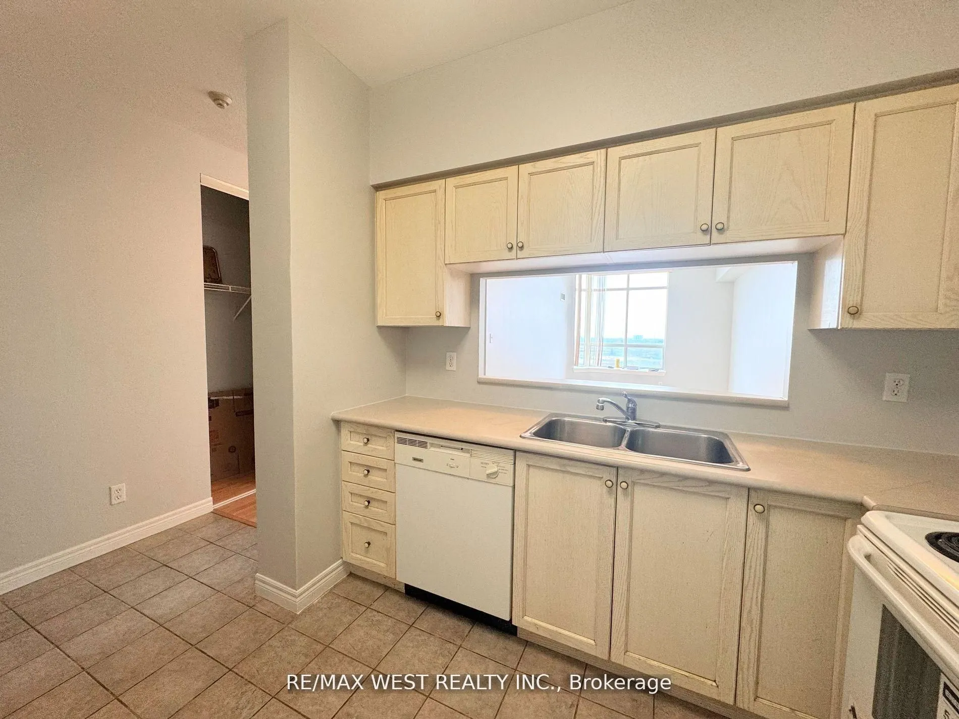 1700 Eglinton Avenue E, #PH7