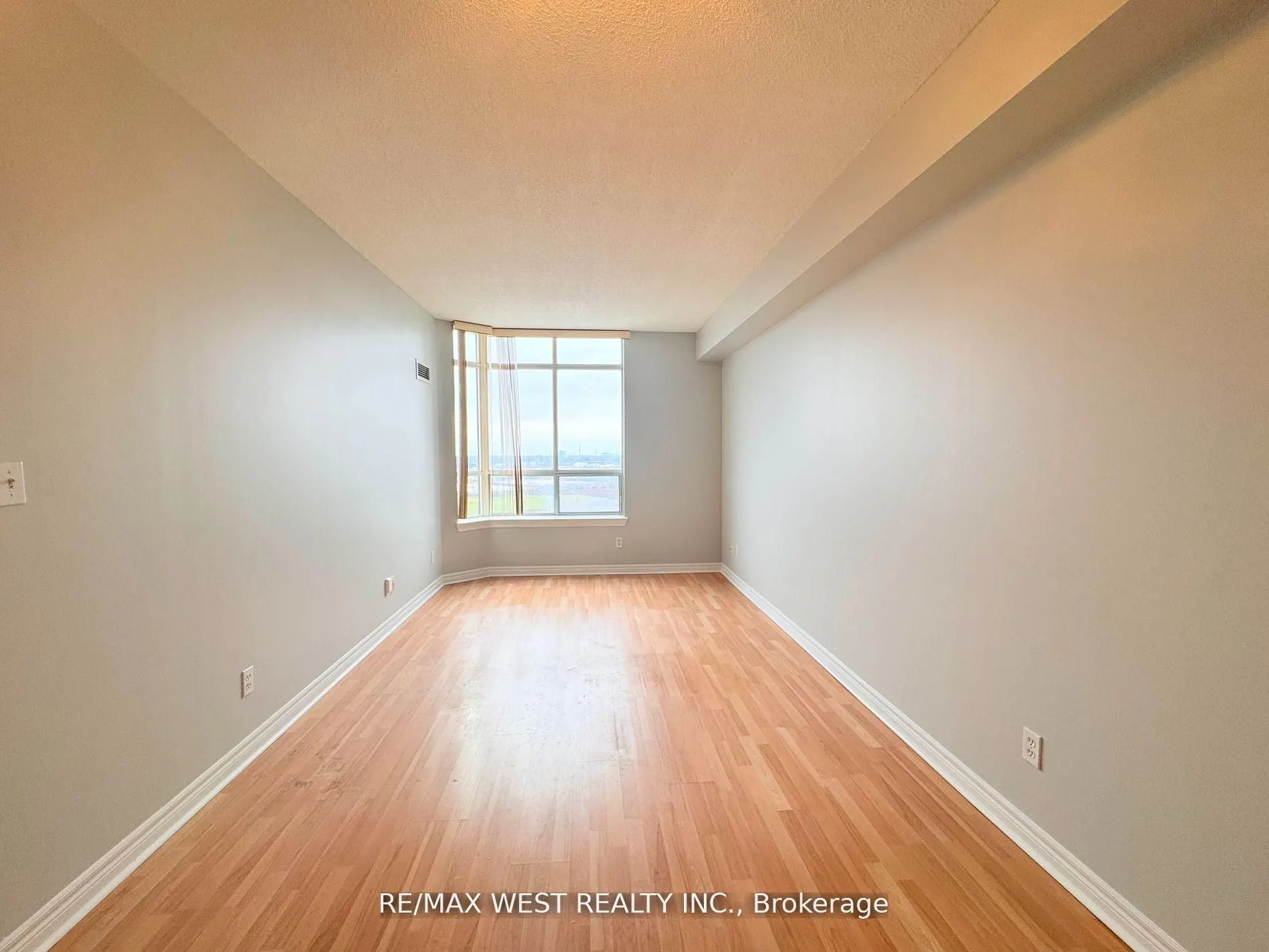 1700 Eglinton Avenue E, #PH7