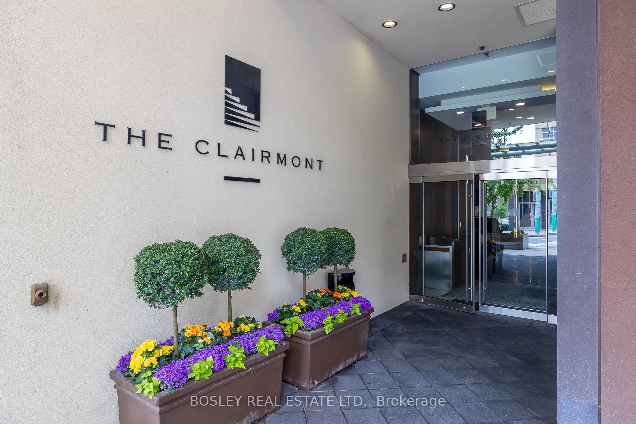 1430 Yonge Street, #201