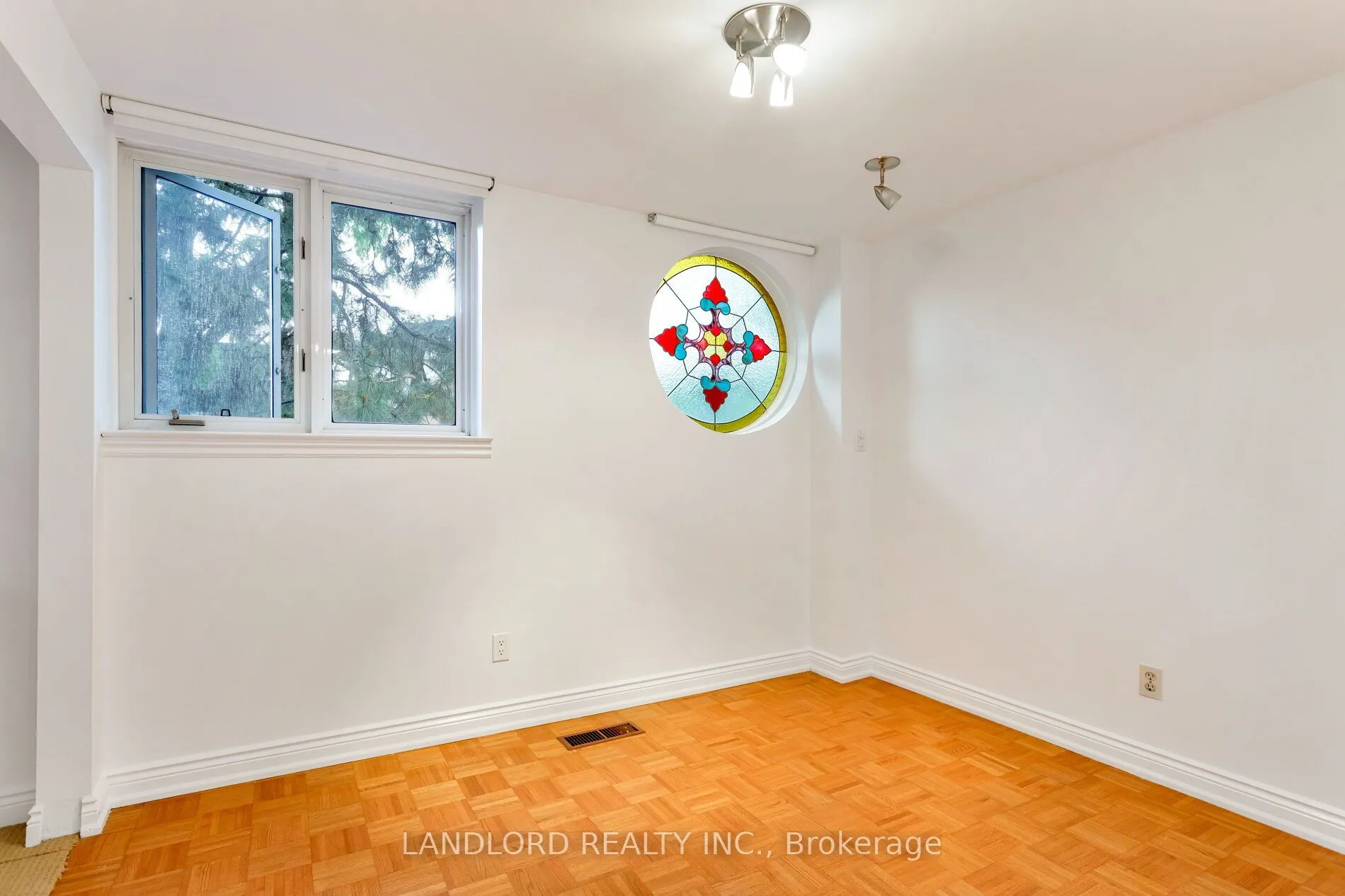 280 Sherbourne Street, #14