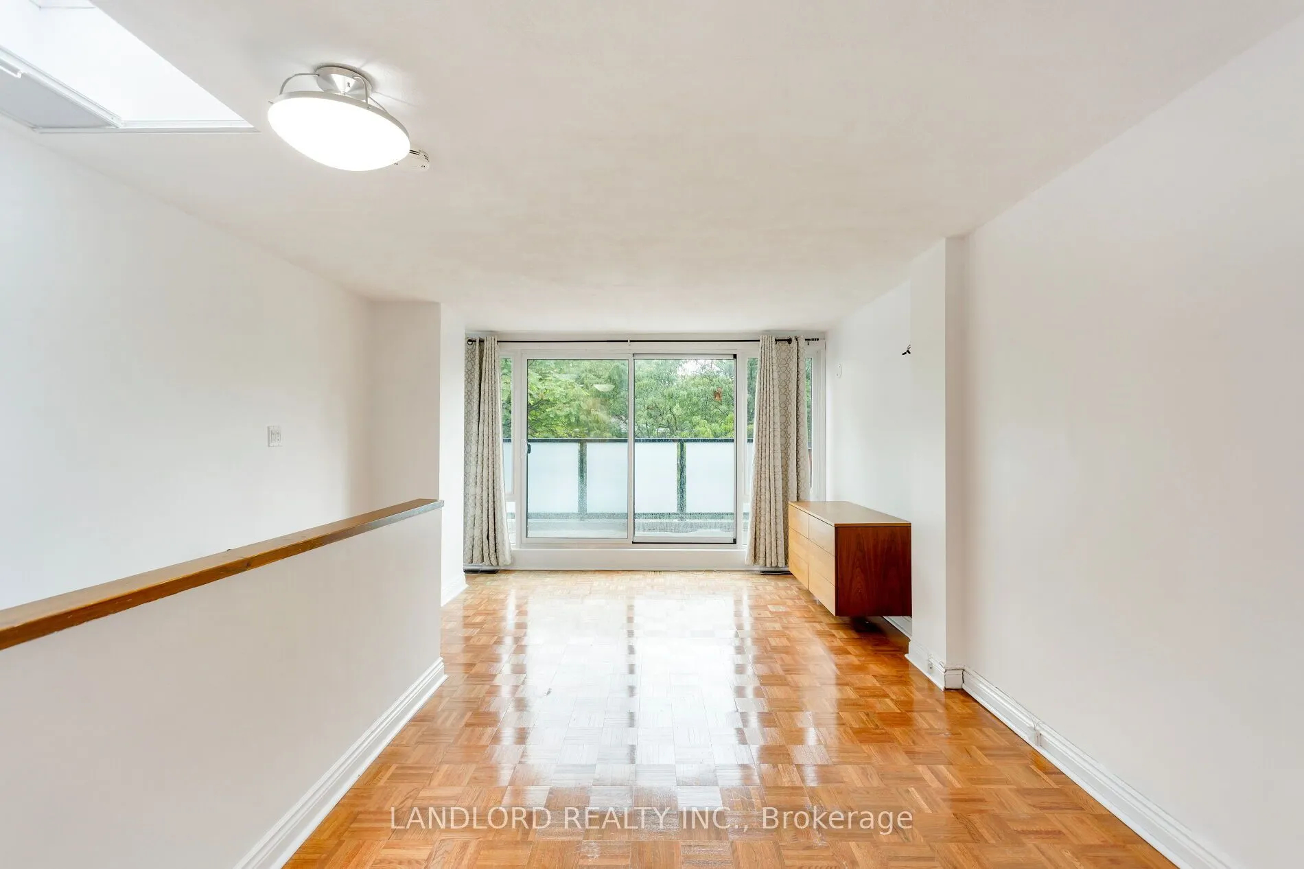 280 Sherbourne Street, #14