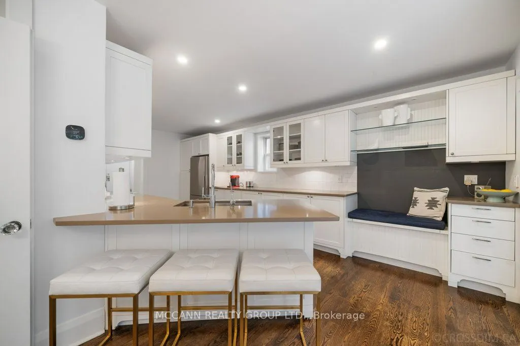 43 Sherwood Avenue