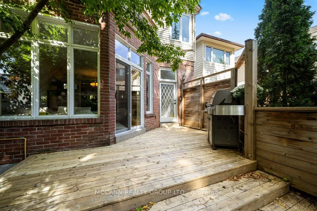 43 Sherwood Avenue