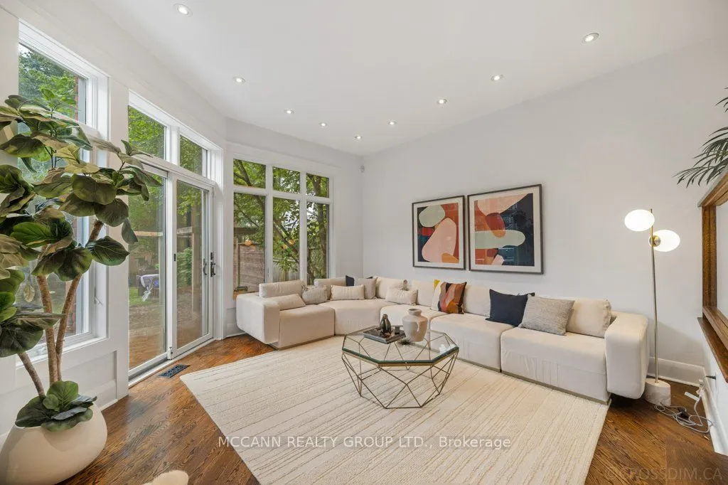 43 Sherwood Avenue
