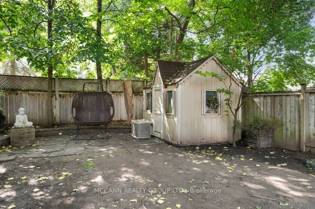43 Sherwood Avenue