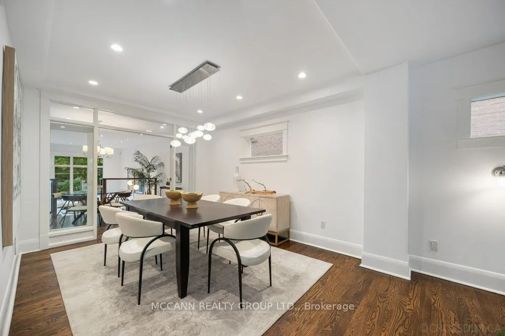 43 Sherwood Avenue